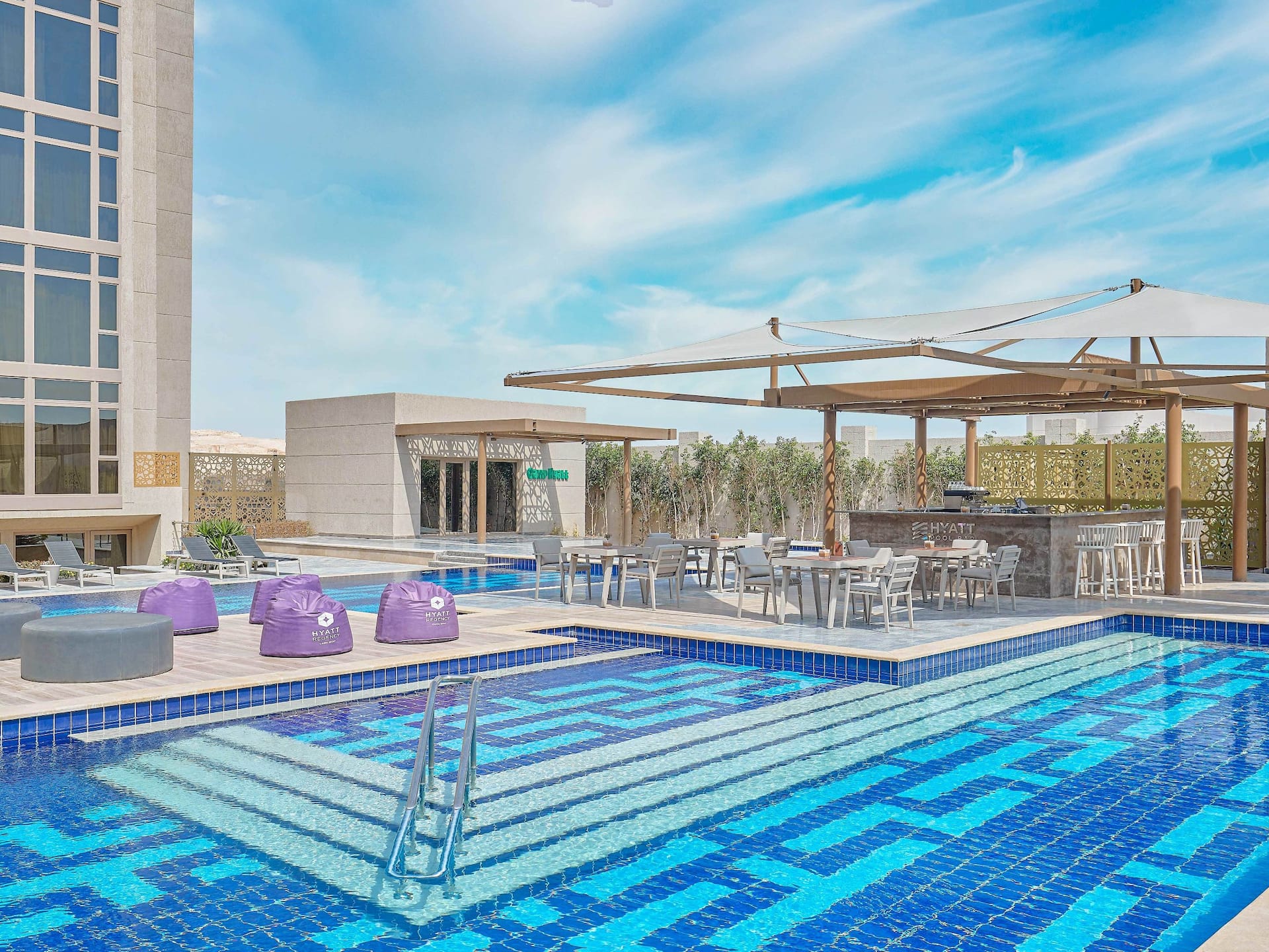 Hyatt Regency Cairo West Pool Area