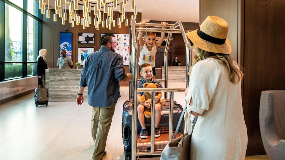 Lobby Family Check-in