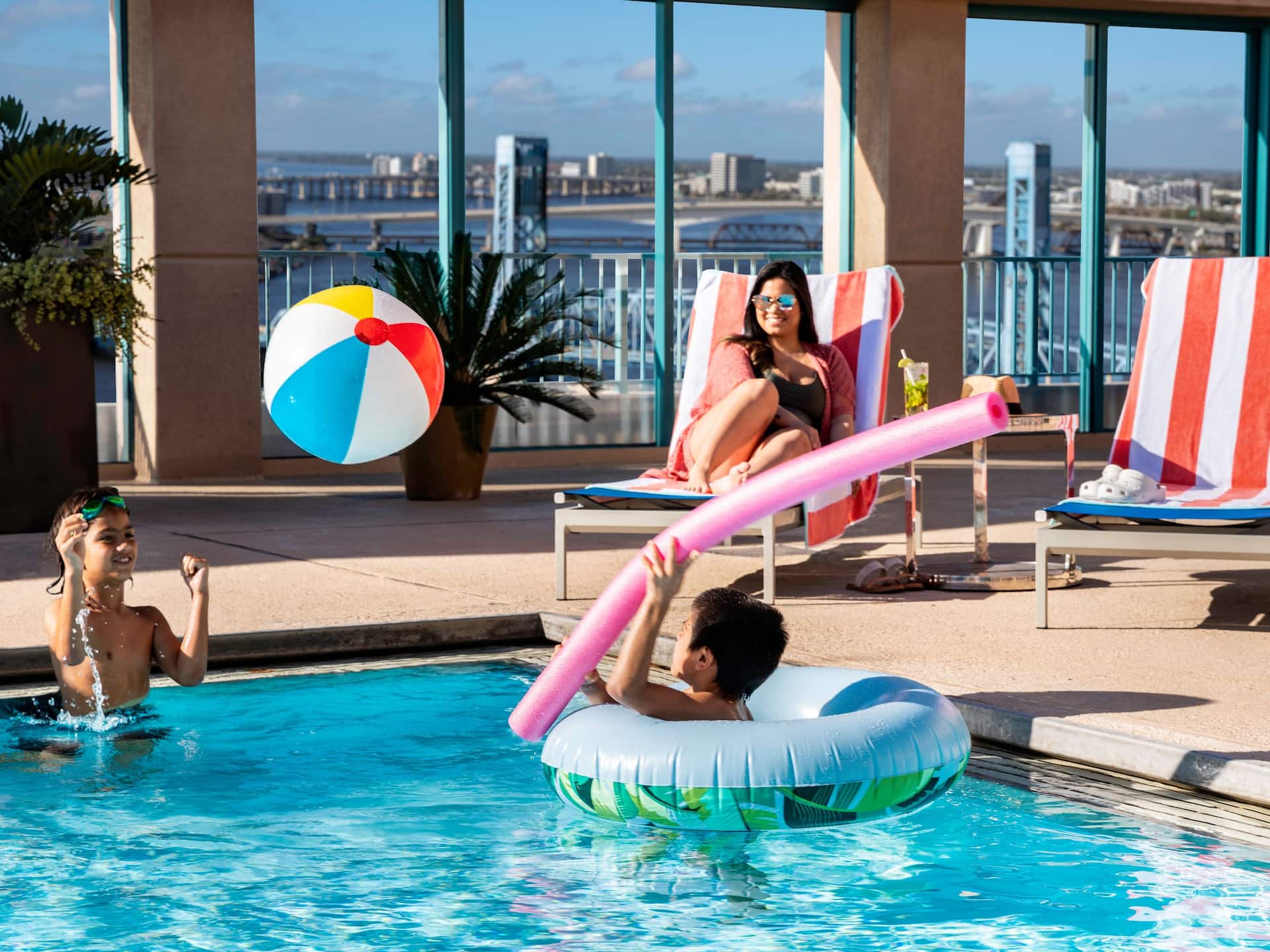 Hyatt Regency Jacksonville Riverfront Rooftop Pool Mom And Kids