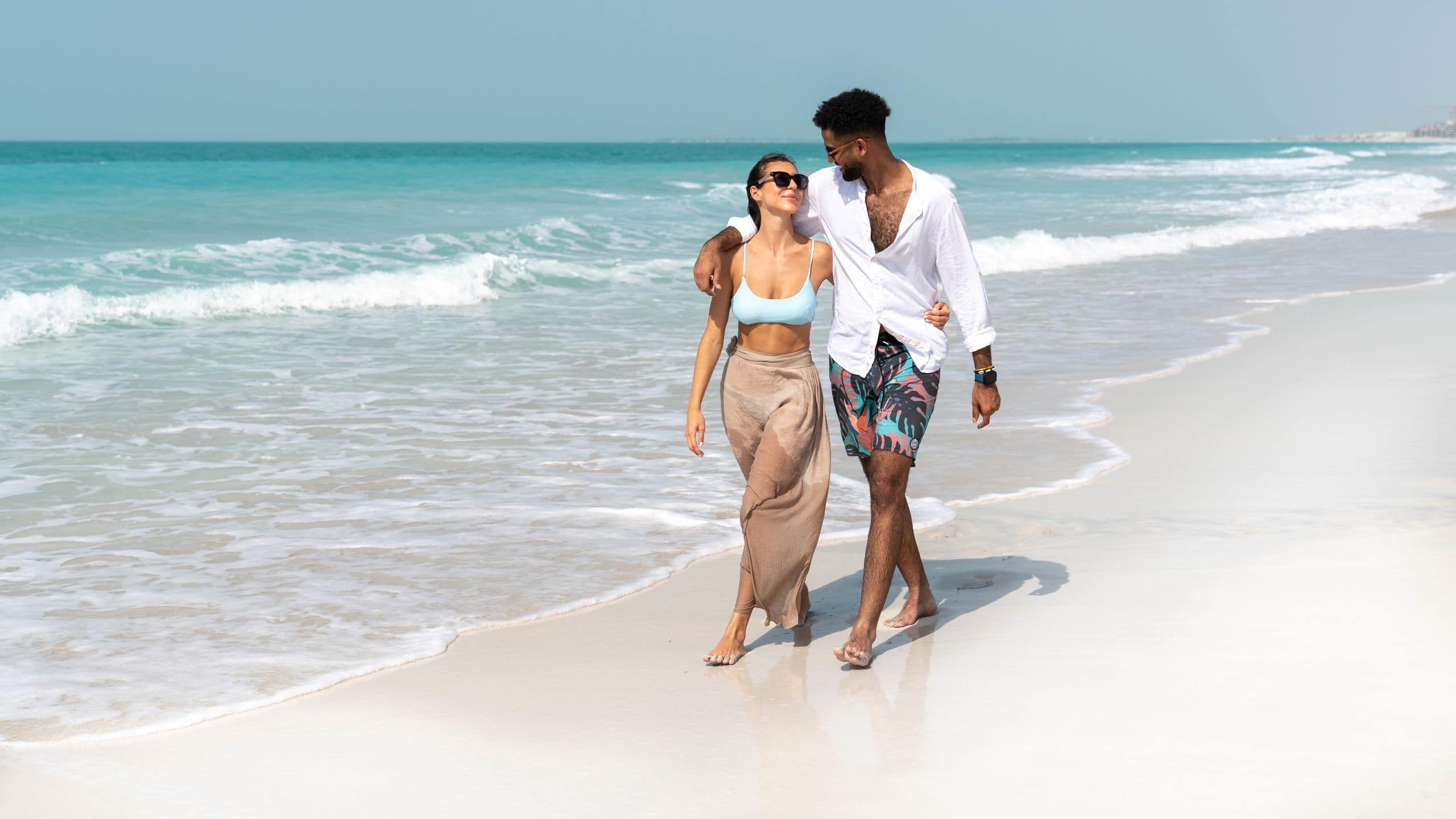 Global Couple Beach Walk
