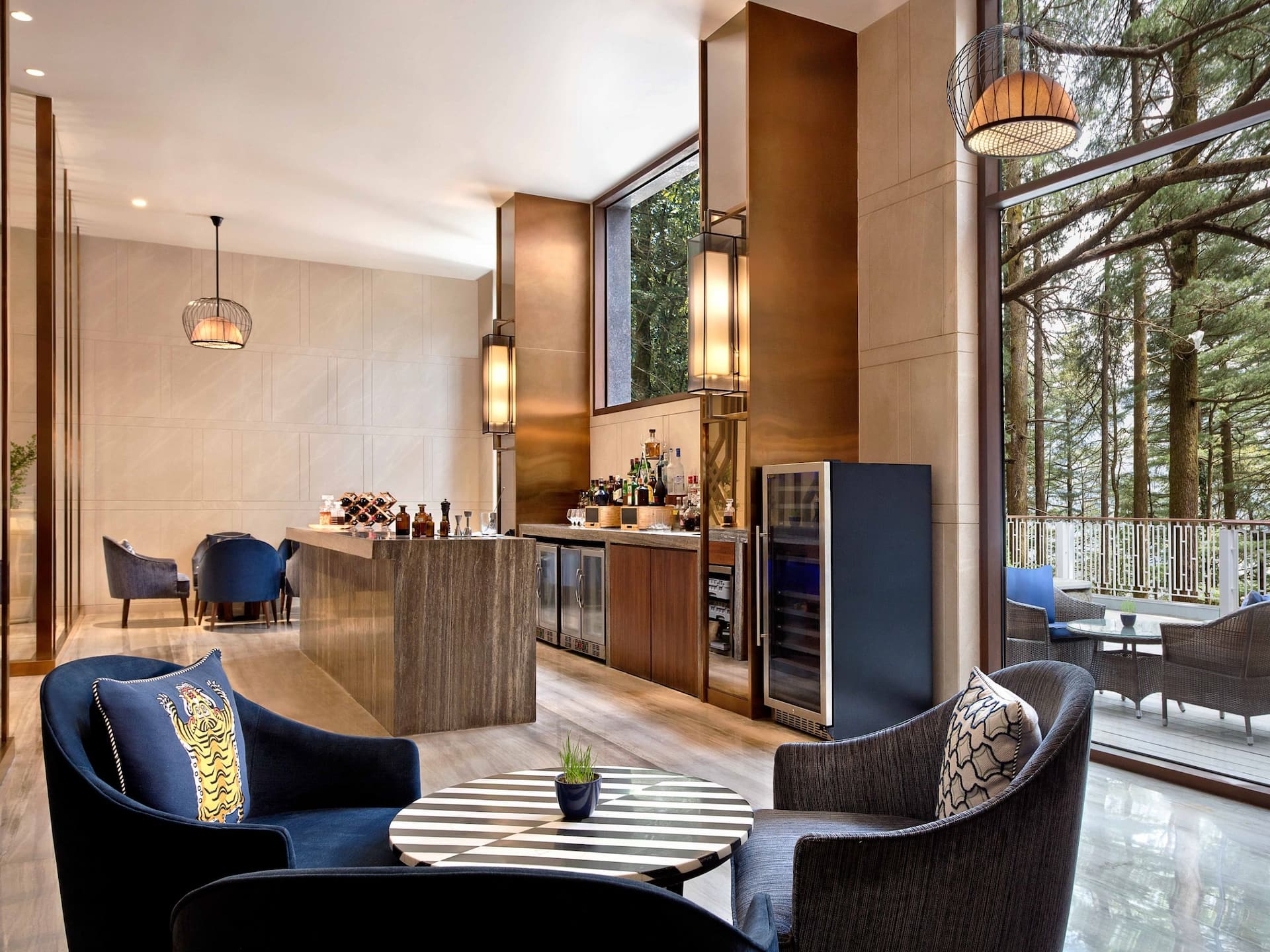 Hyatt Regency Dharamshala Resort 2082 Bar