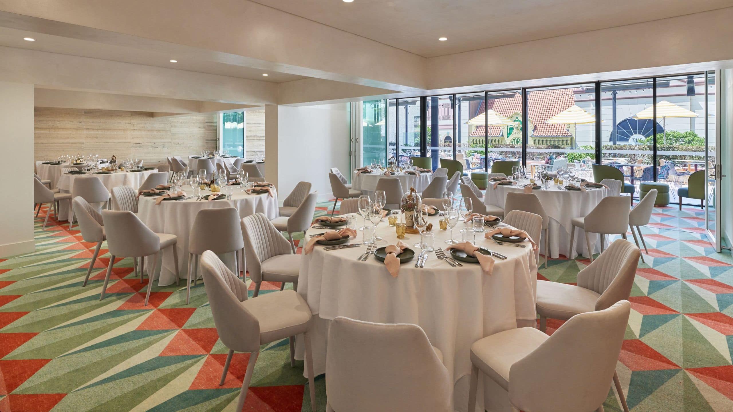 Hyatt Regency Brisbane Hibiscus Room Banquet Setup