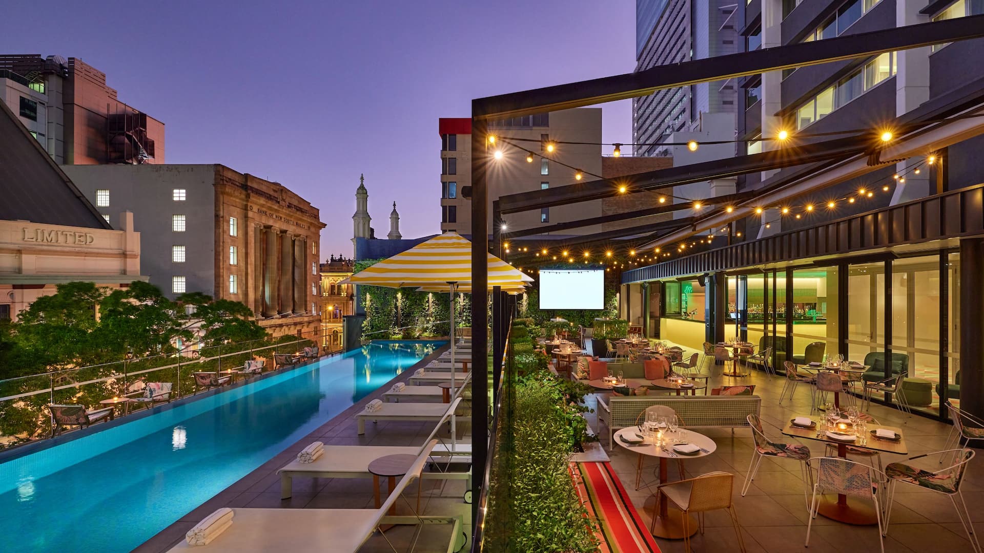 1 of 1 Hyatt Regency Brisbane Hibiscus Room Terrace Dusk