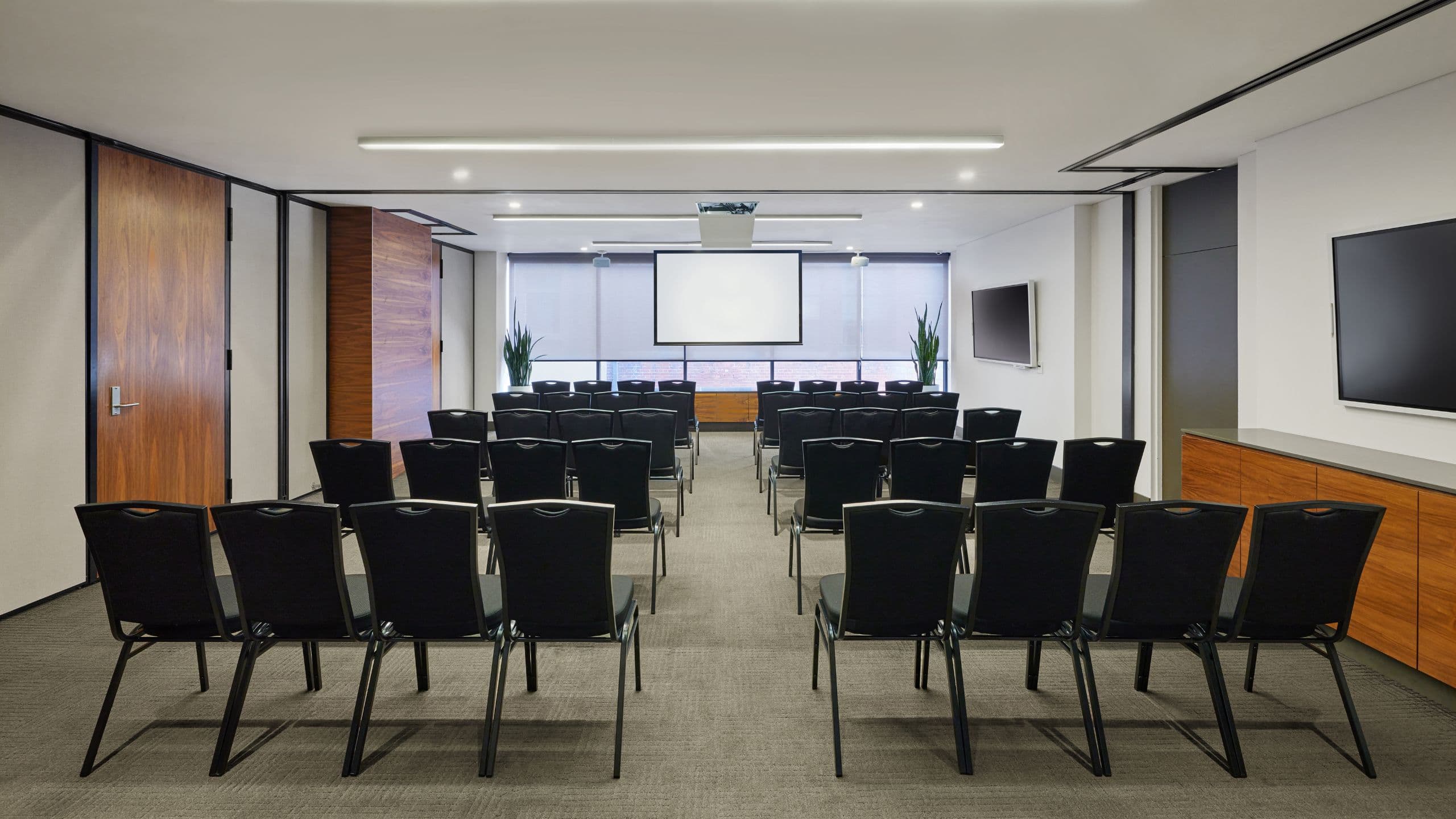 Hyatt Regency Brisbane Theatre with Screen