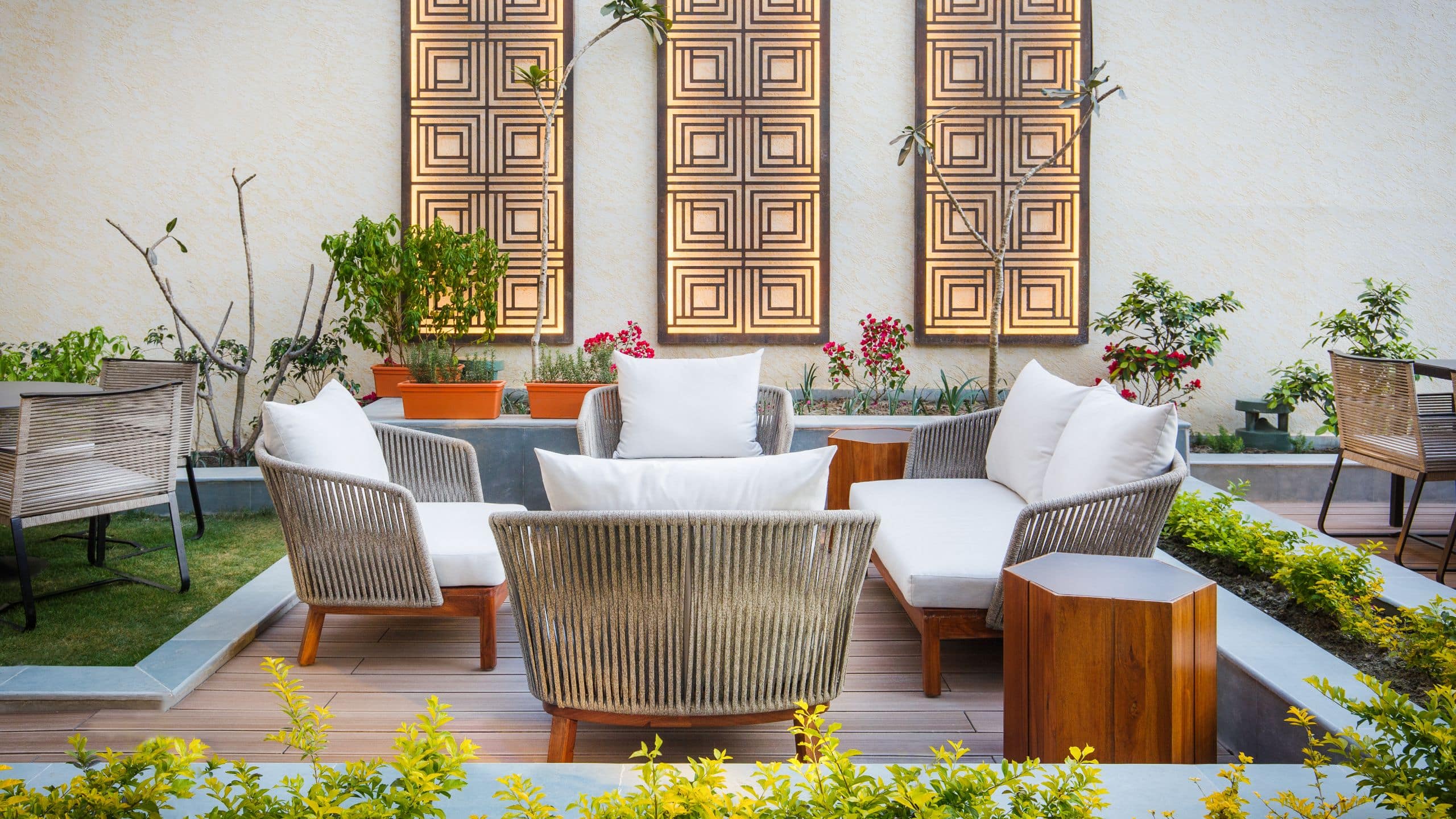 Hyatt Centric Soalteemode Kathmandu Zing Alfresco Seating