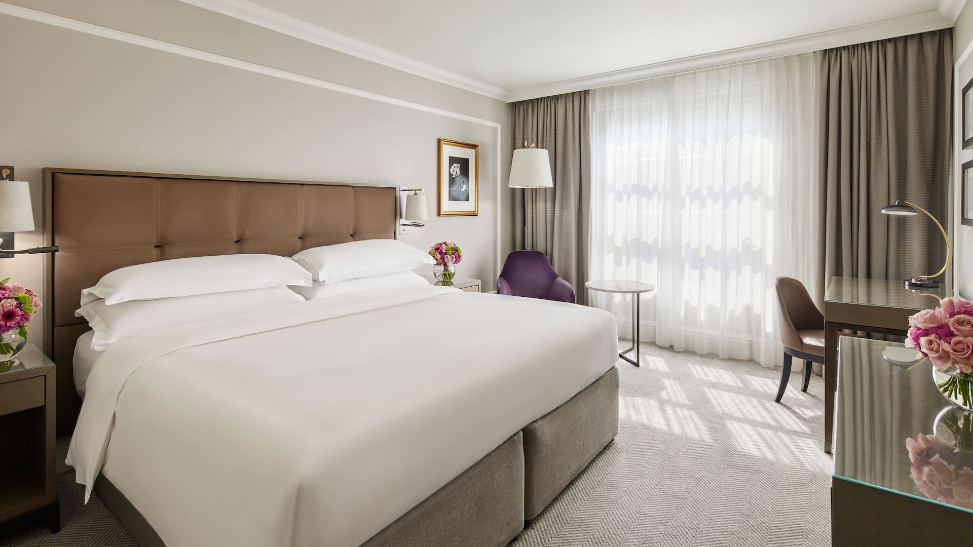 3 of 8 Hyatt Regency London - The Churchill King Standard Guestroom View