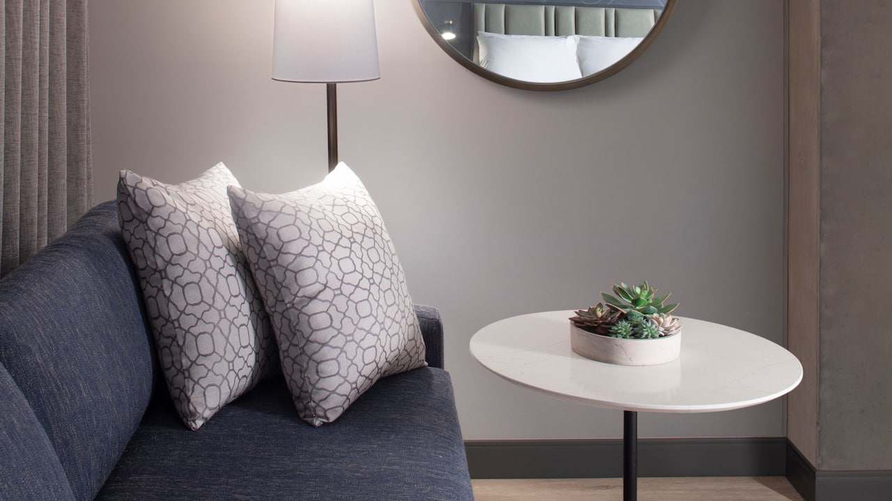 Suite Sofa Details