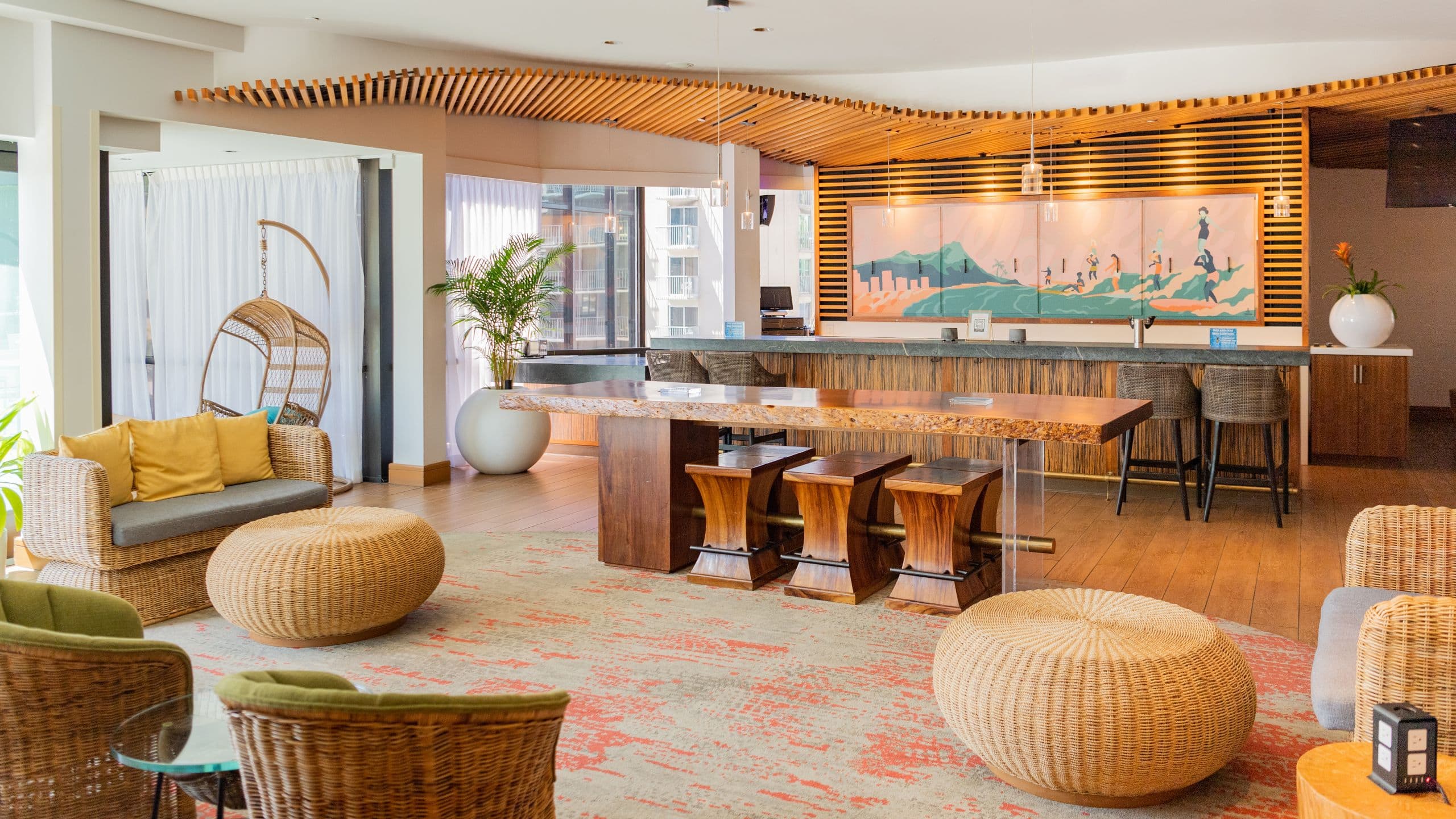 Hyatt Centric Waikiki Beach Lobby Bar Lounge