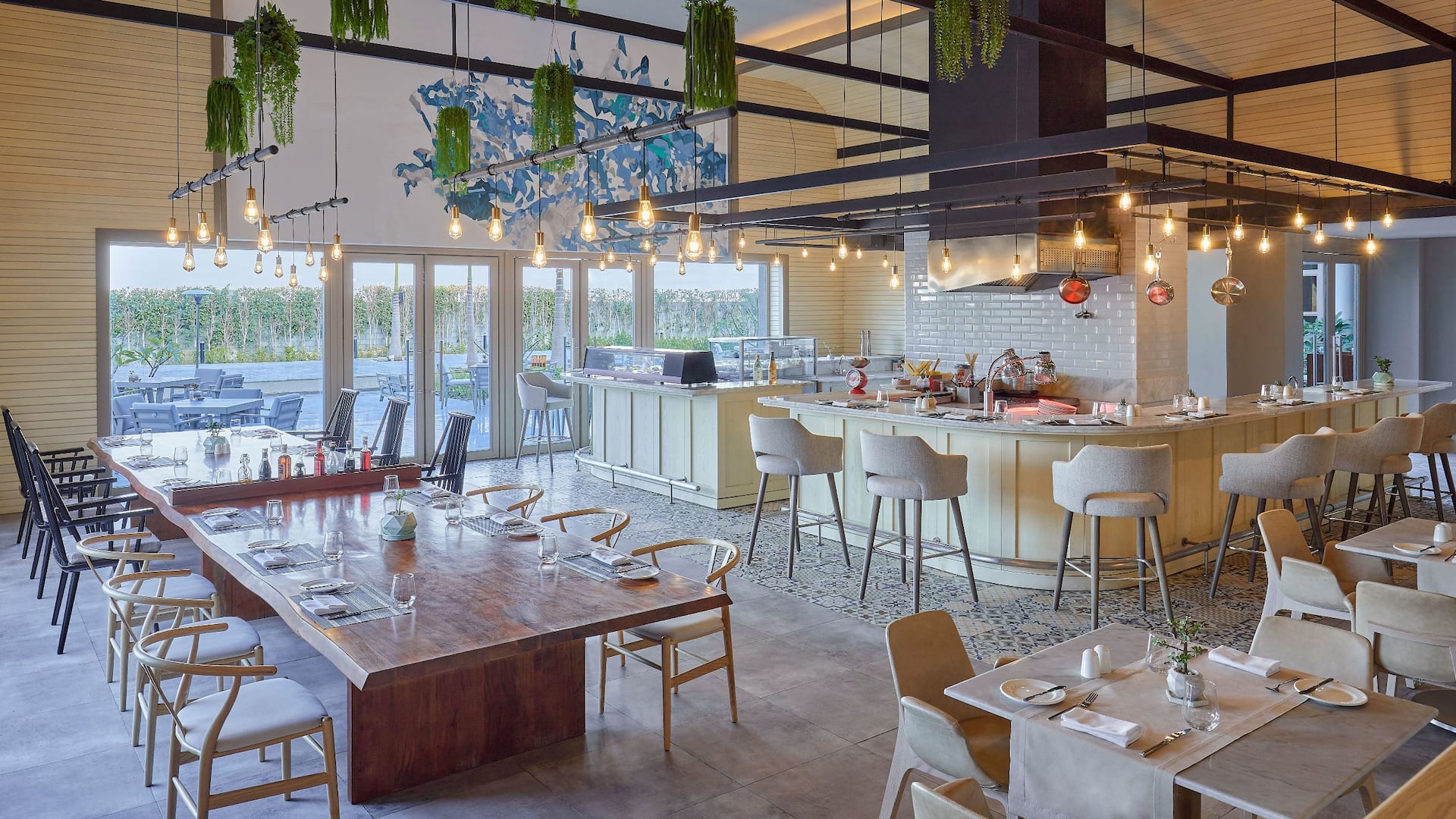 Hyatt Regency Cairo West Park Food Hall Seating