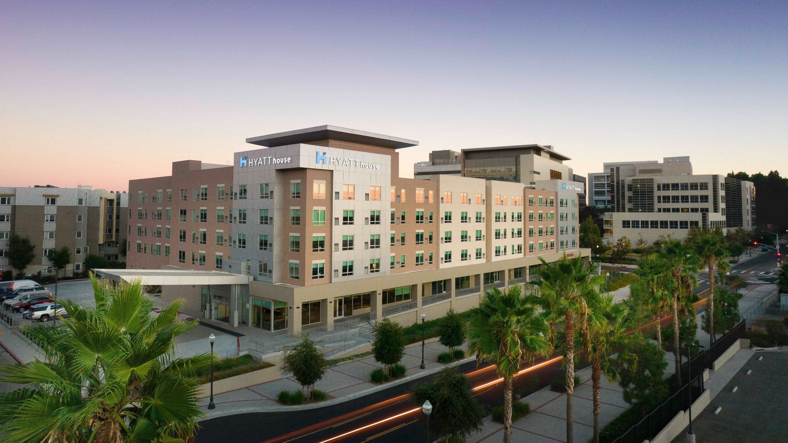 Hyatt House LA - University Medical Center Hotel Exterior Dusk