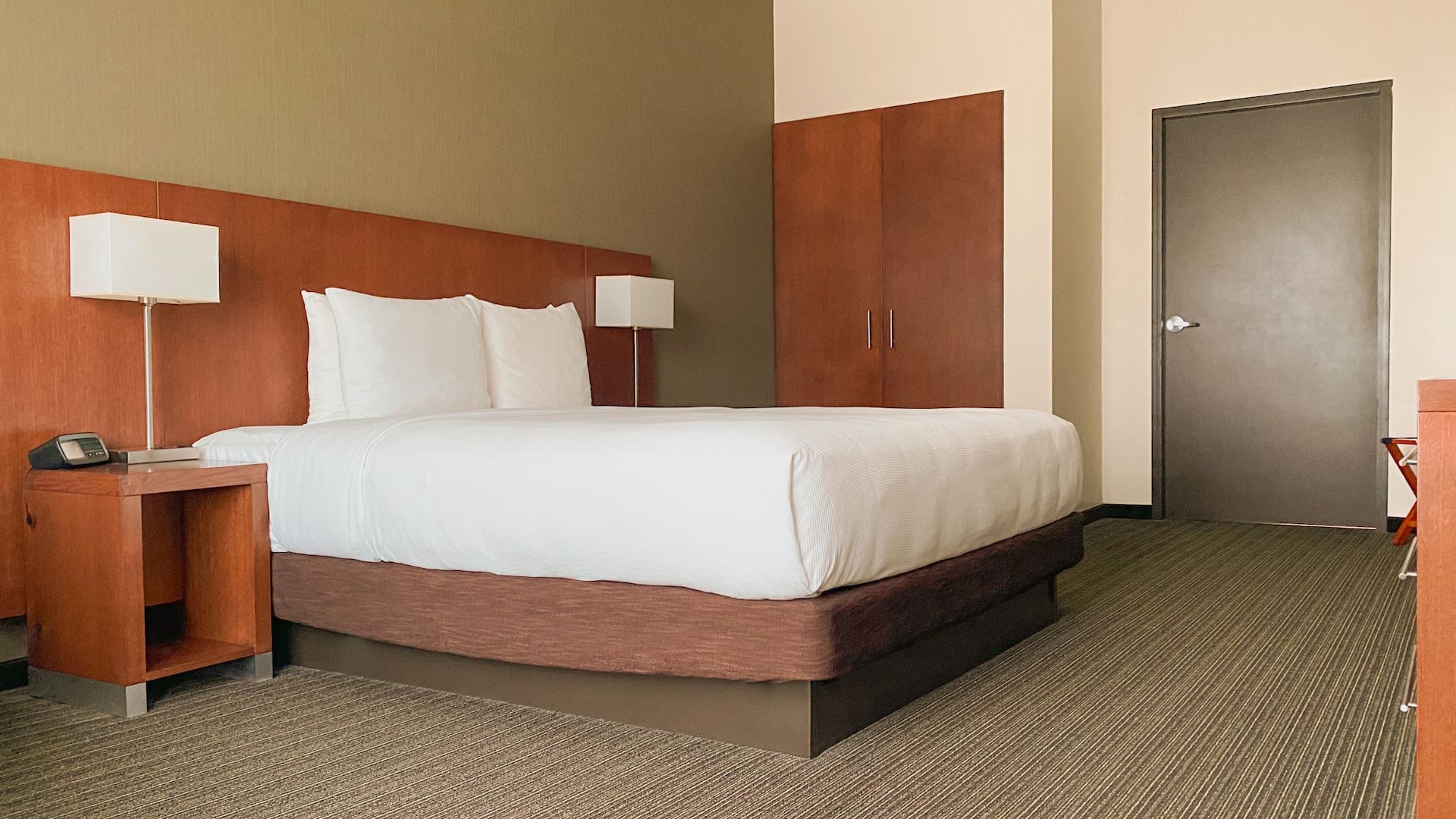 Hyatt Place San Jose/Pinares Suite Bedroom