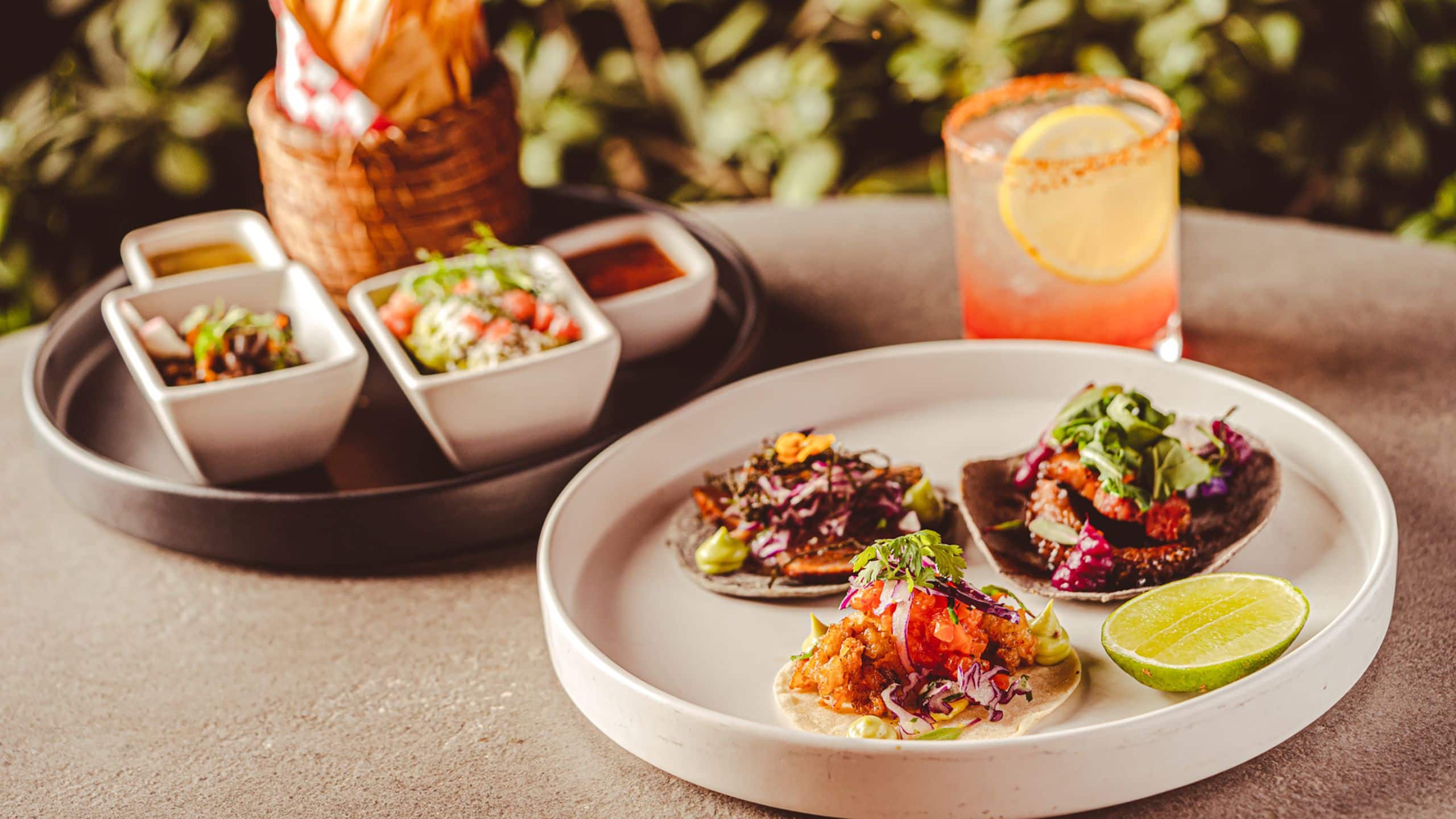 Thompson Zihuatanejo, a Beach Resort Tacos