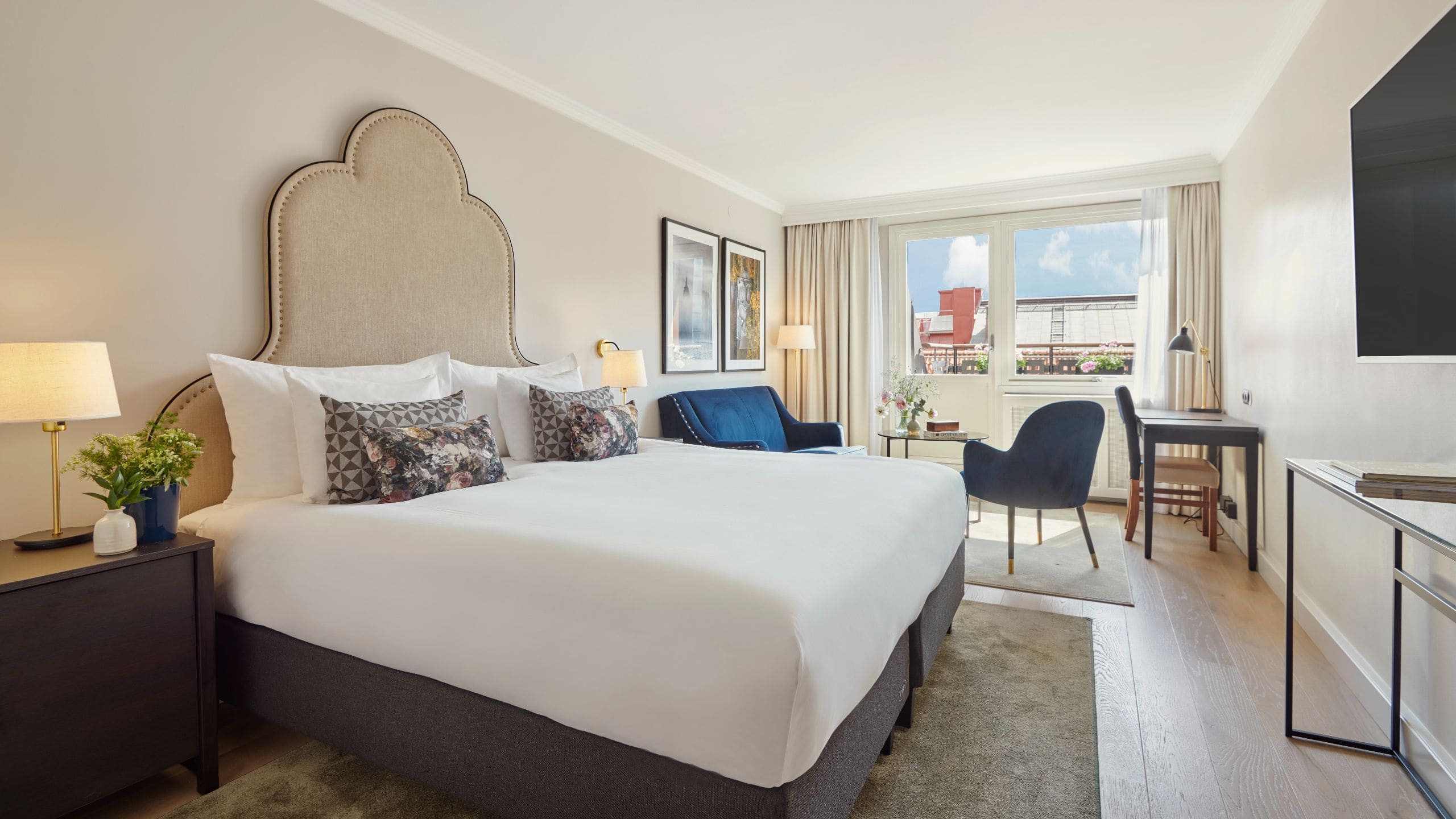 第 1，共 7 Hôtel Reisen Arnub King Bed Balcony Overview