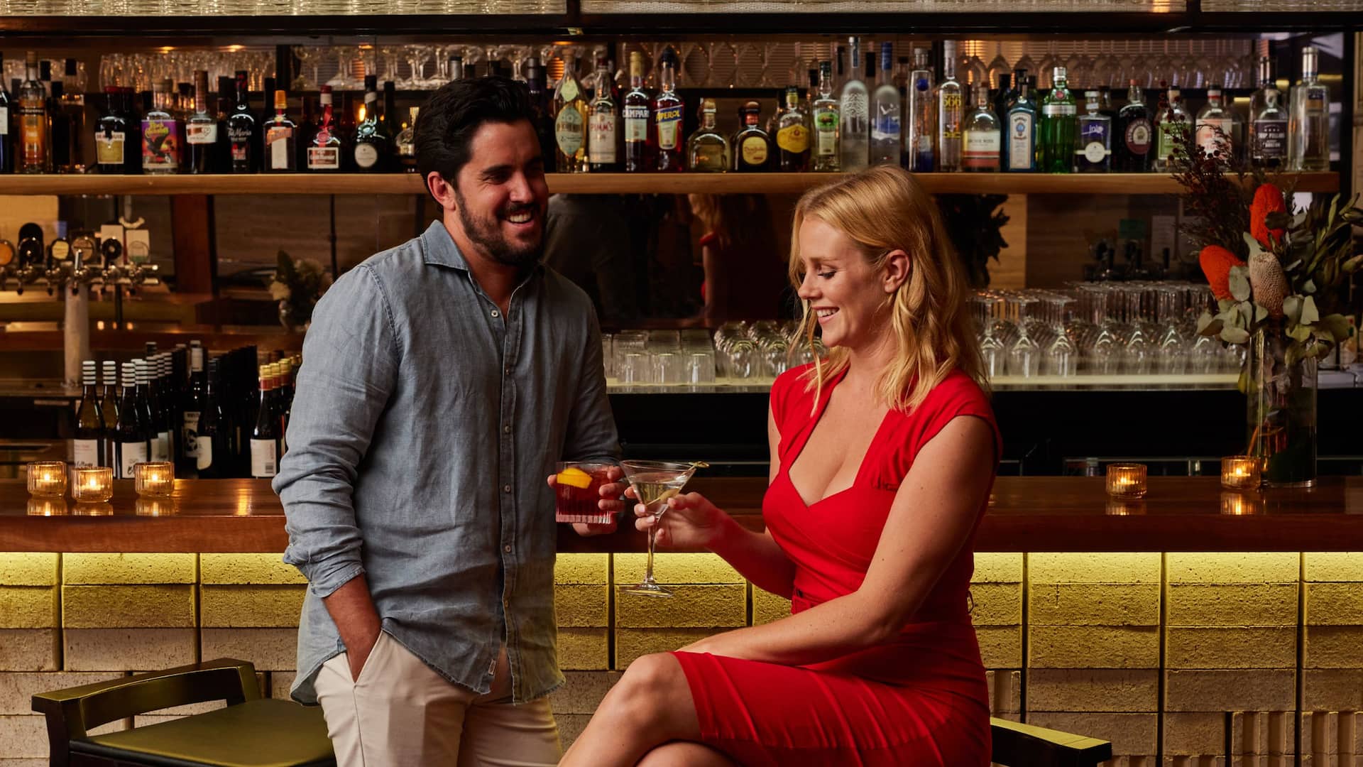 Hyatt Regency Brisbane Couple Cocktails At Bar