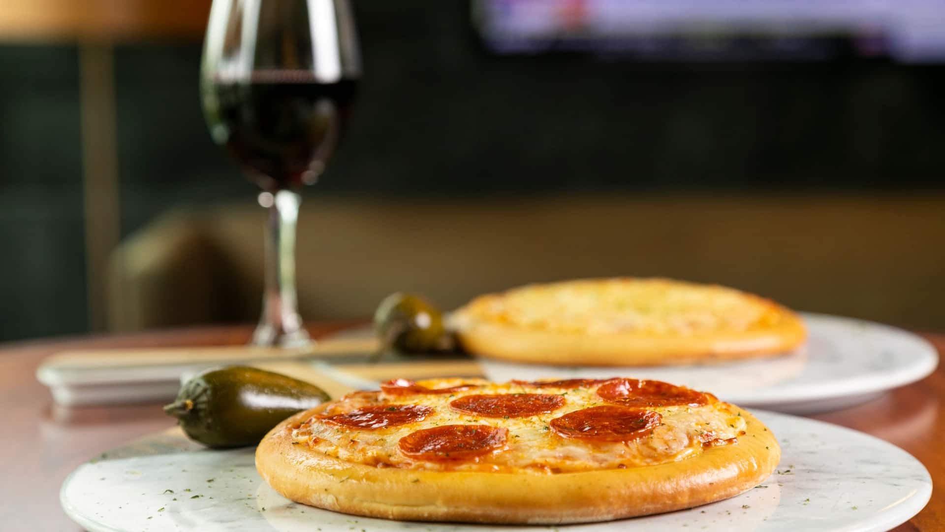 Hyatt Place Bayamón Dining Wine Pepperoni Pizza