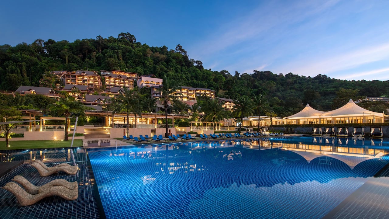 Hyatt Regency Phuket Resort Hotel Exterior Twilight