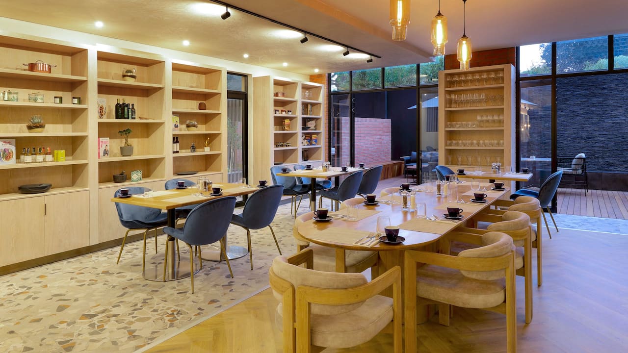 Hyatt House Johannesburg Rosebank | The Collective Restaurant 