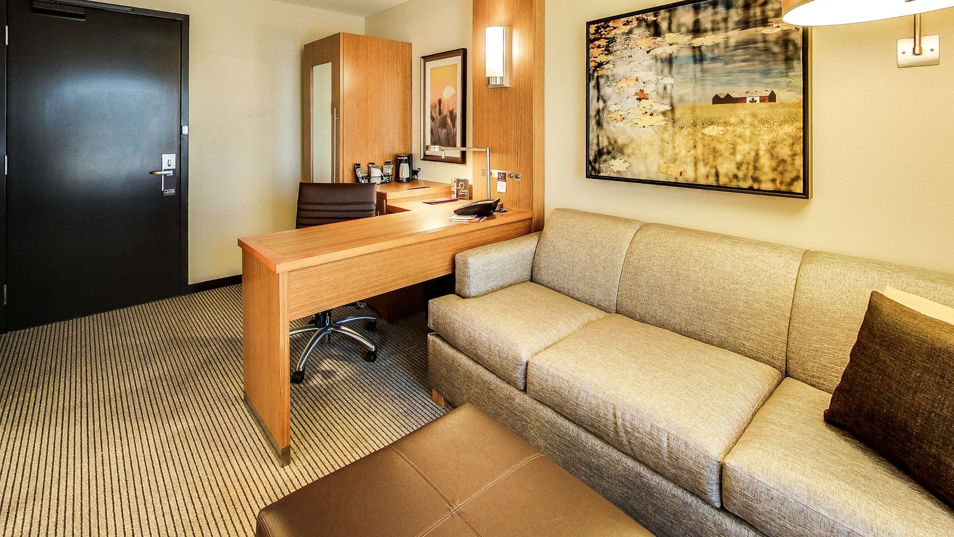 Hyatt Place Edmonton-West Guestroom Couch Desk