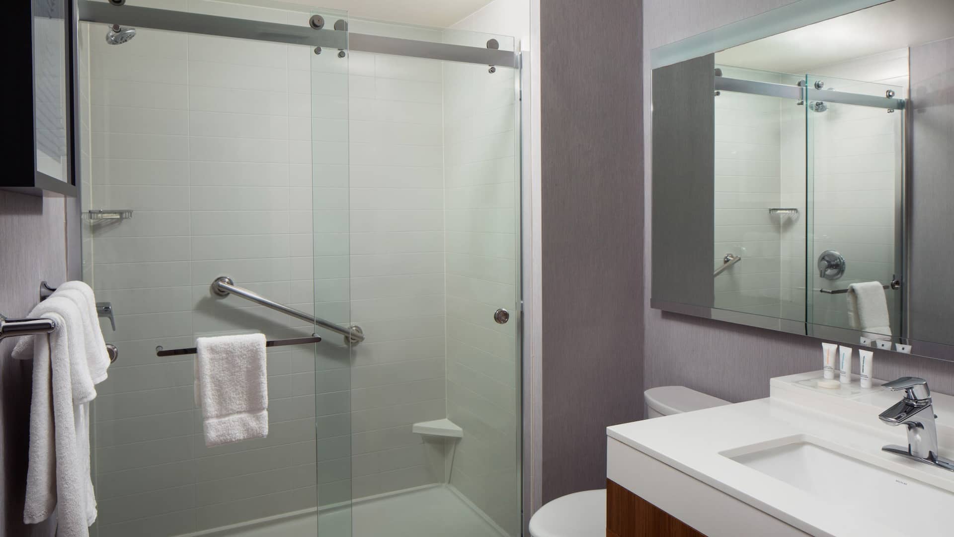 2 of 2 Hyatt Place Nashville Downtown Standard Shower