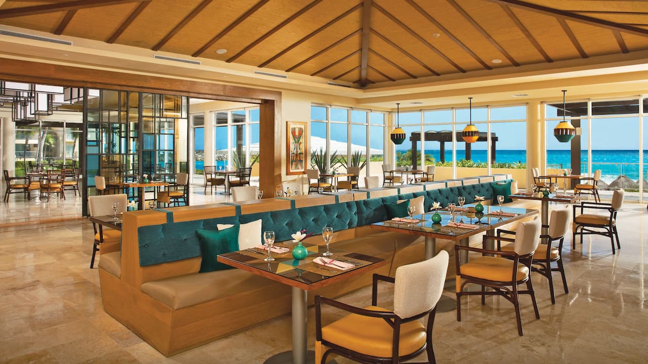Carnival Buffet food station