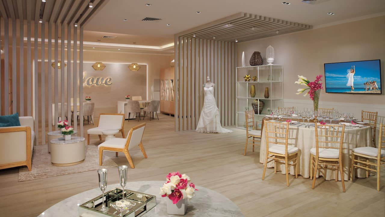 Dreams Jade Resort & Spa Wedding Showroom