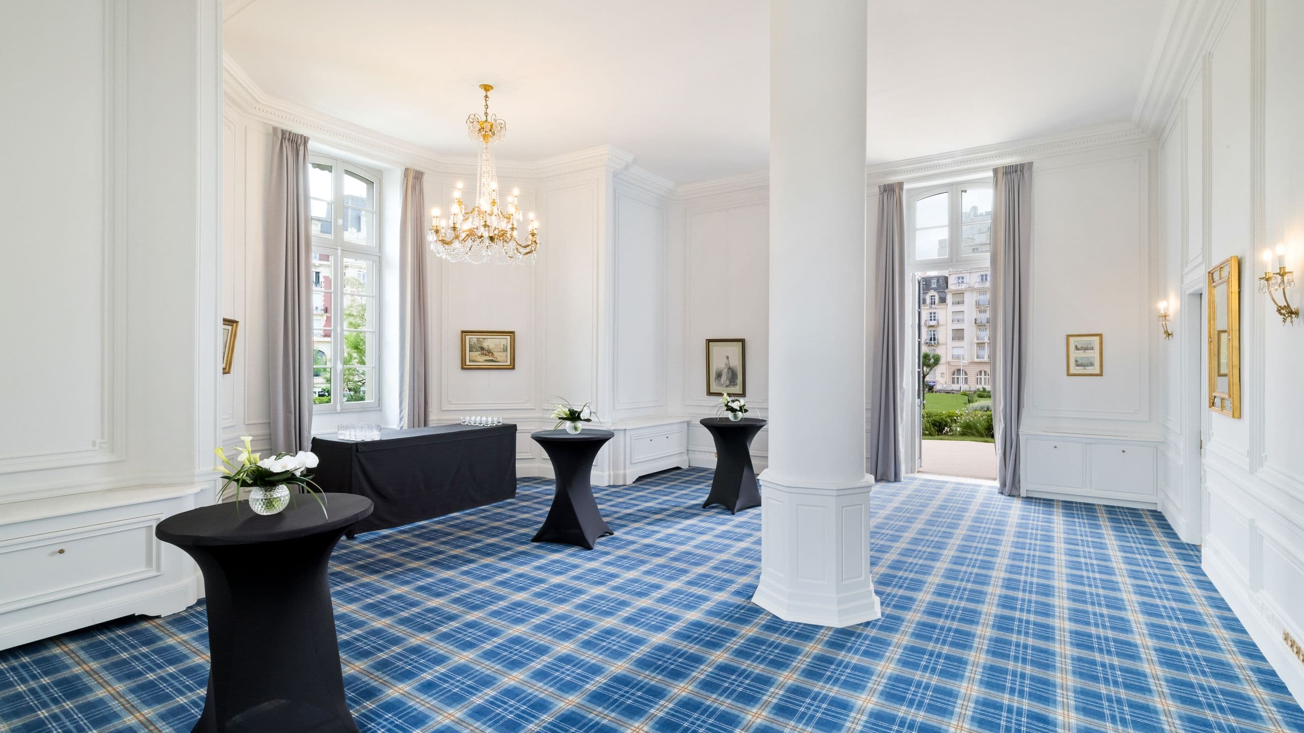 2 of 5 Hôtel du Palais Biarritz Edouart Vii Meeting Room Tables