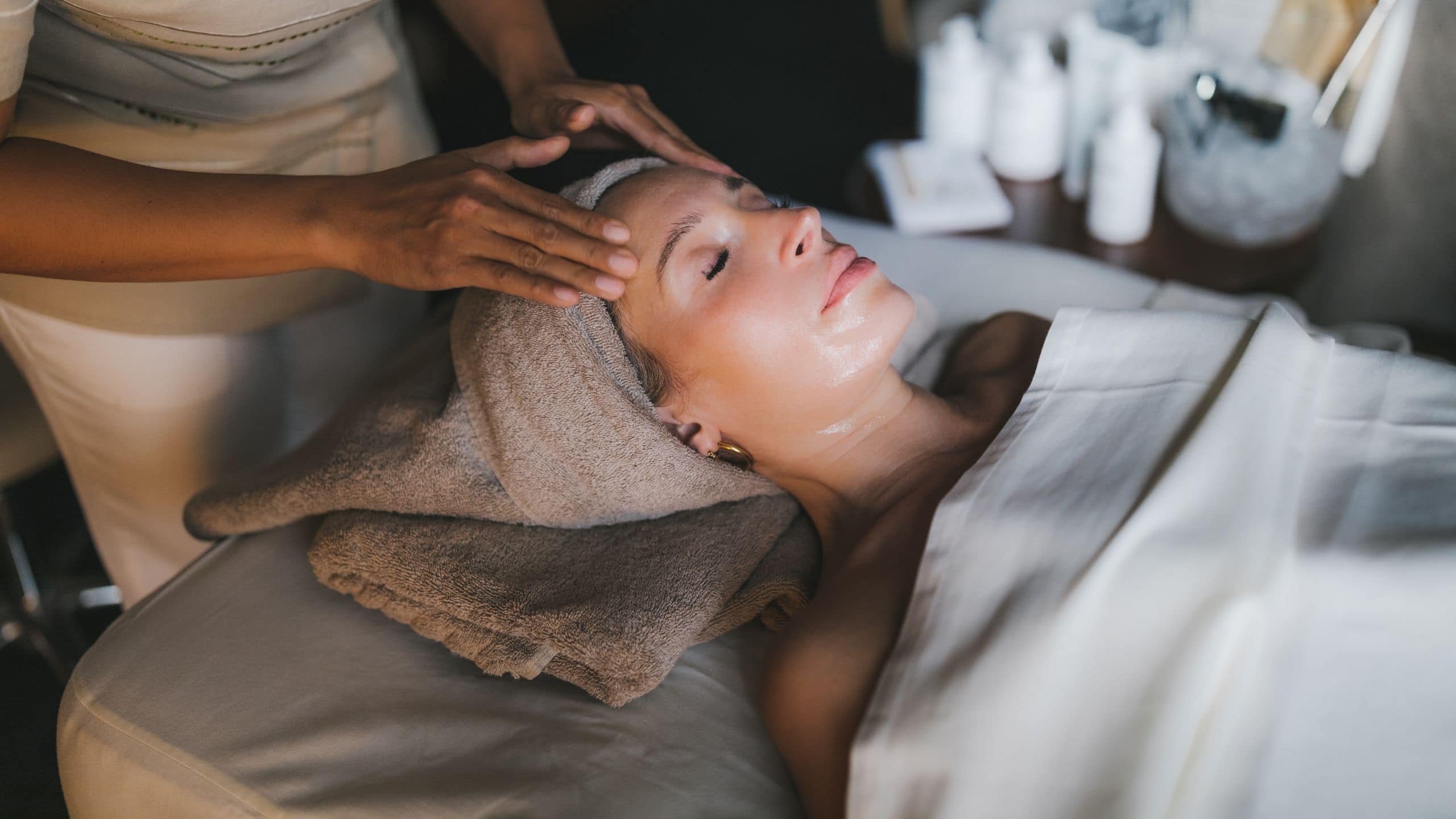 Alila Hinu Bay Woman Spa Treatment