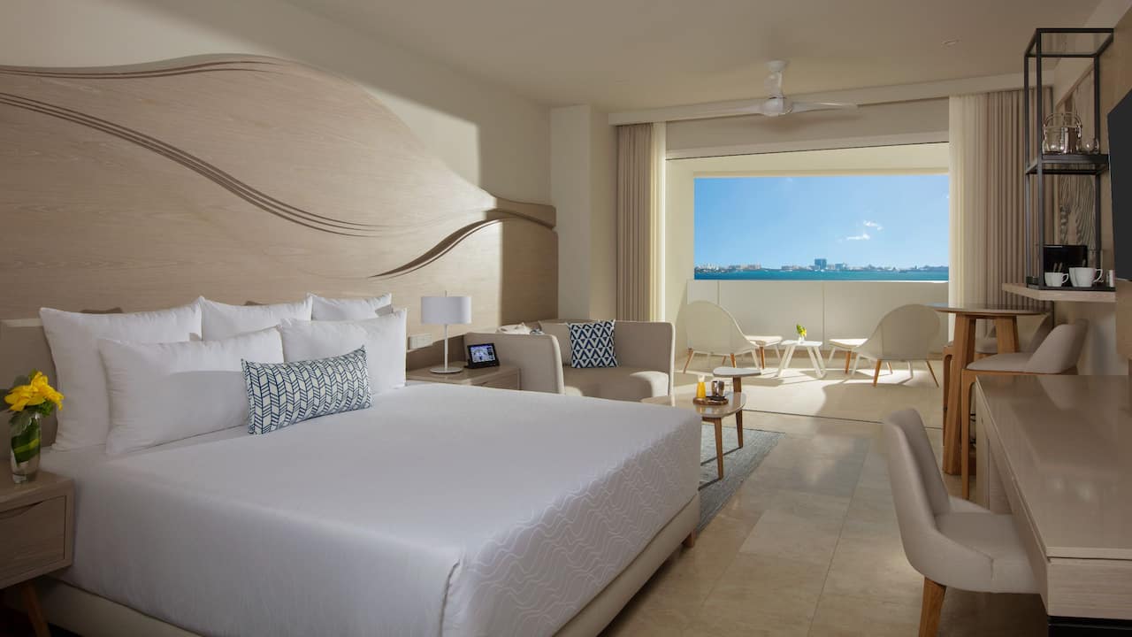 Breathless Cancún Soul Resort & Spa Living Area