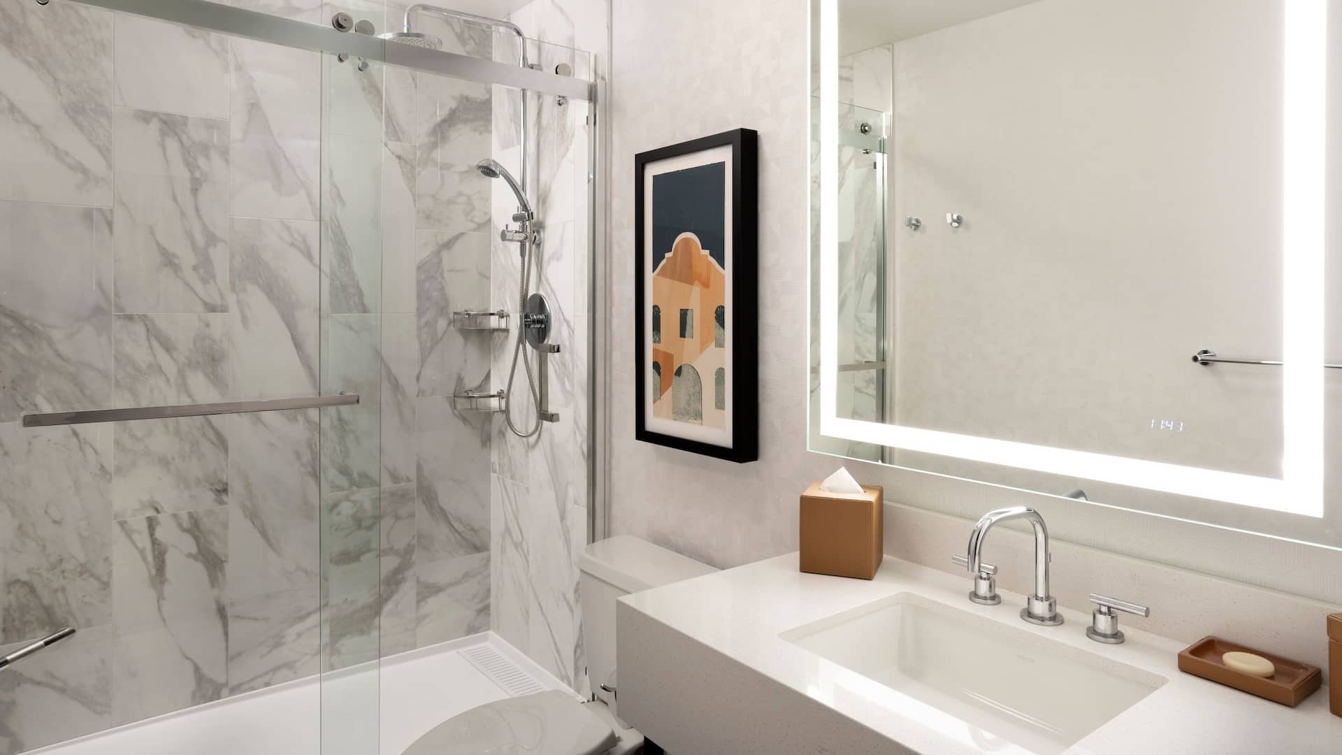 2 of 5 Hyatt Regency San Antonio Riverwalk Alamo View Bathroom