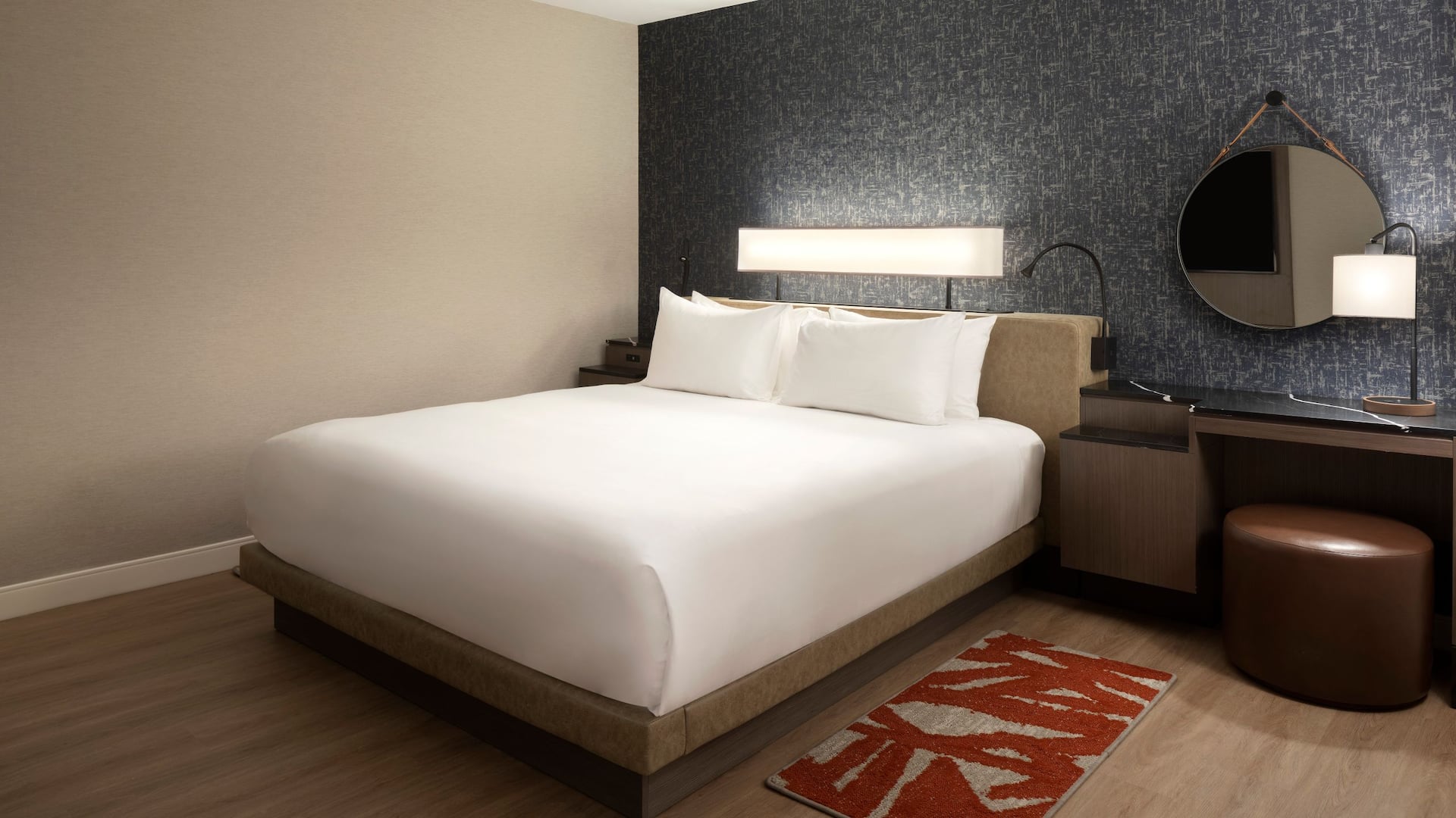 Hyatt Regency San Antonio Riverwalk Atrium Suite King