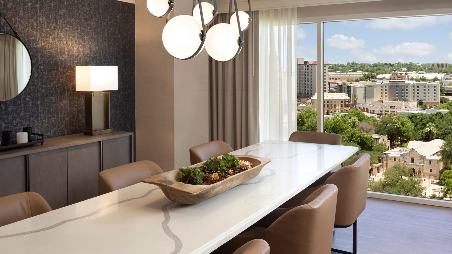 Hyatt Regency San Antonio Riverwalk Regency Suite Dining Room Alamo View