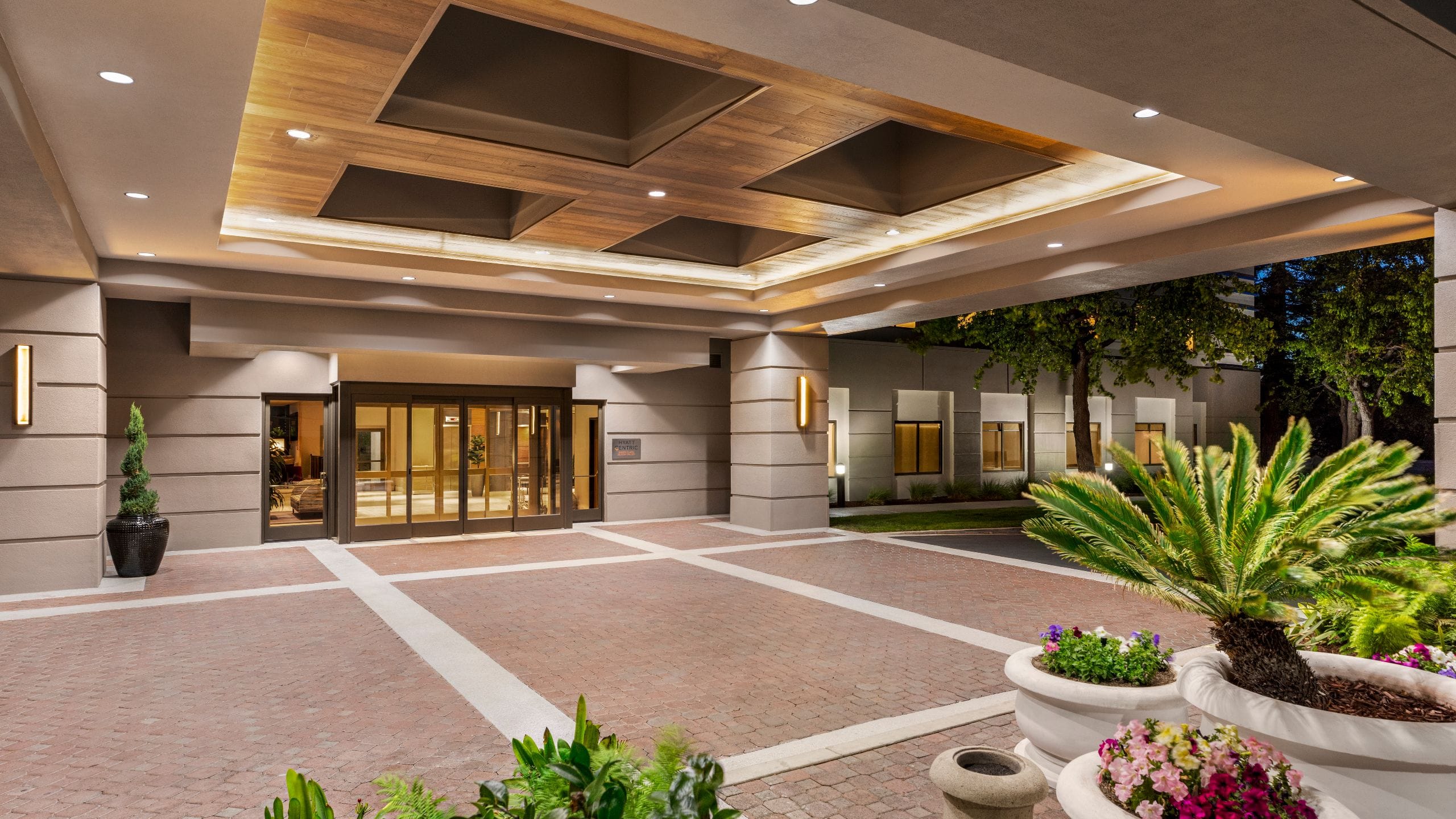 Hyatt Centric Santa Clara Silicon Valley Hotel Exterior Front Drive