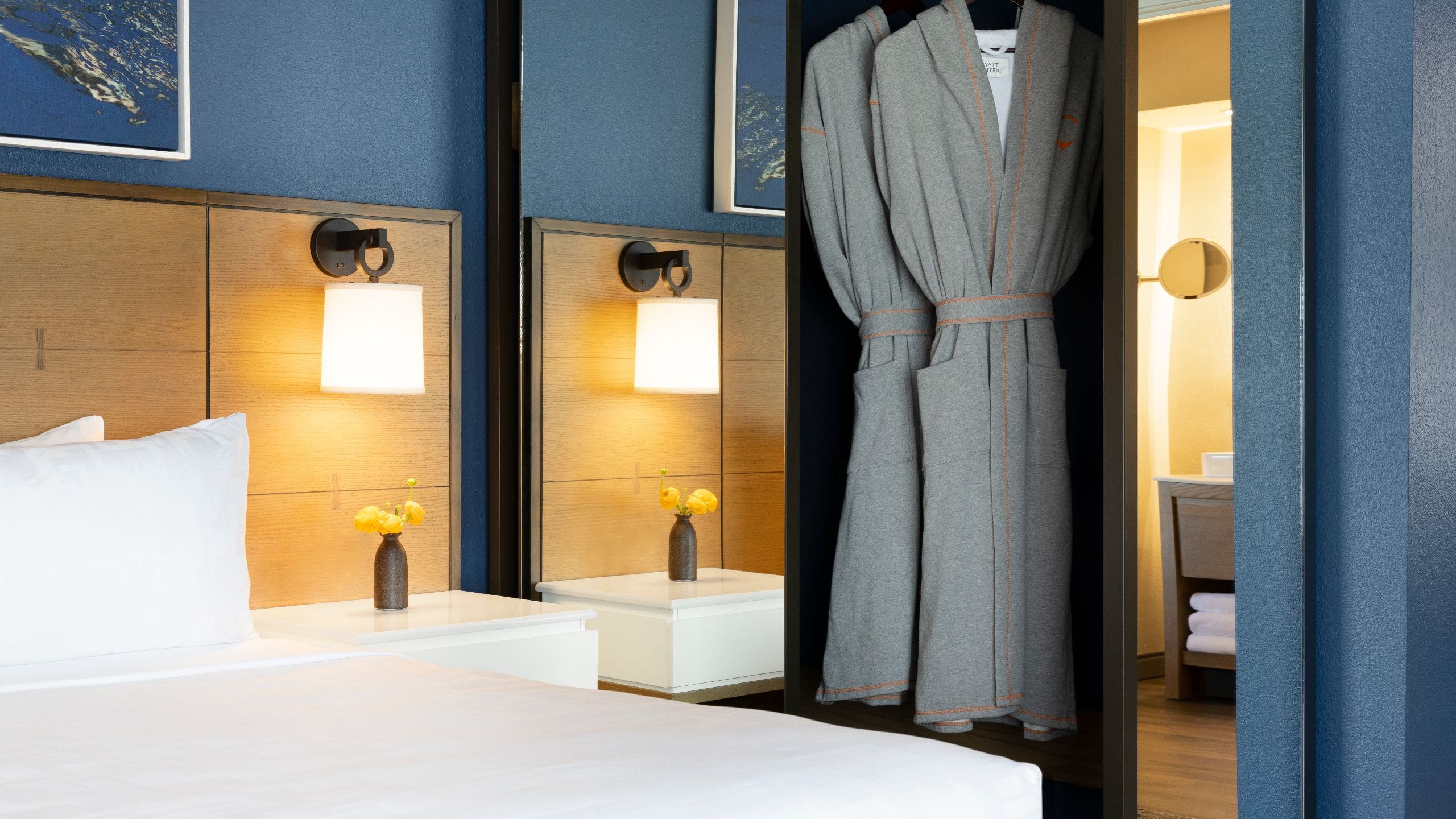 Hyatt Centric Santa Clara Silicon Valley Premium King Suite Robes
