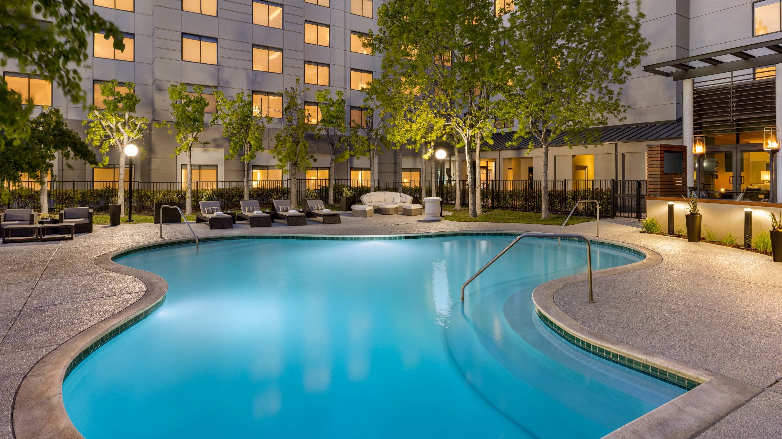 Hyatt Centric Santa Clara Silicon Valley Pool Dusk