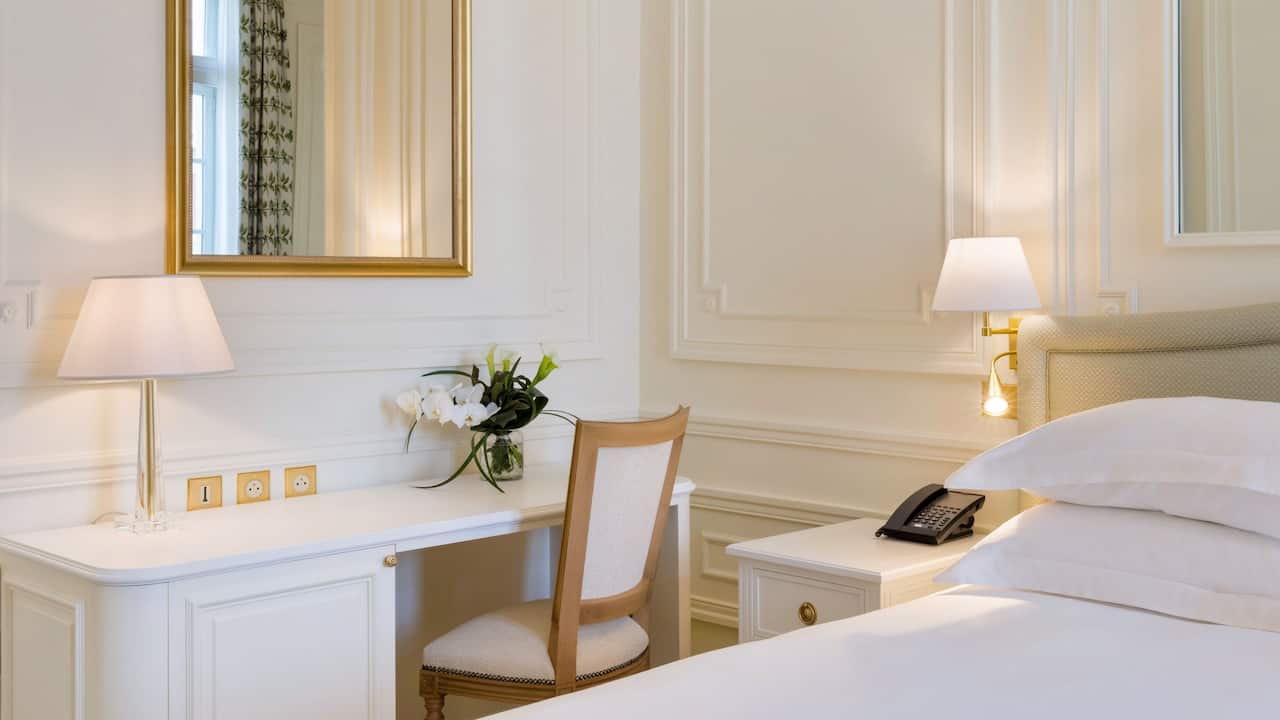 Room detail at Hôtel du Palais
