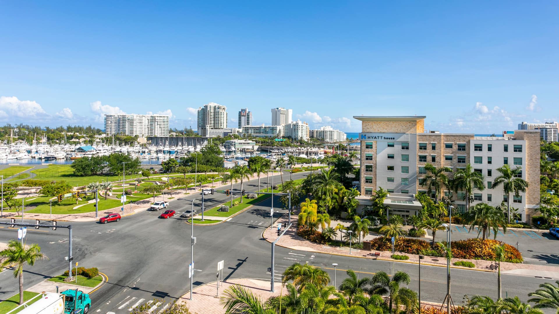 Hyatt House San Juan Exterior City View