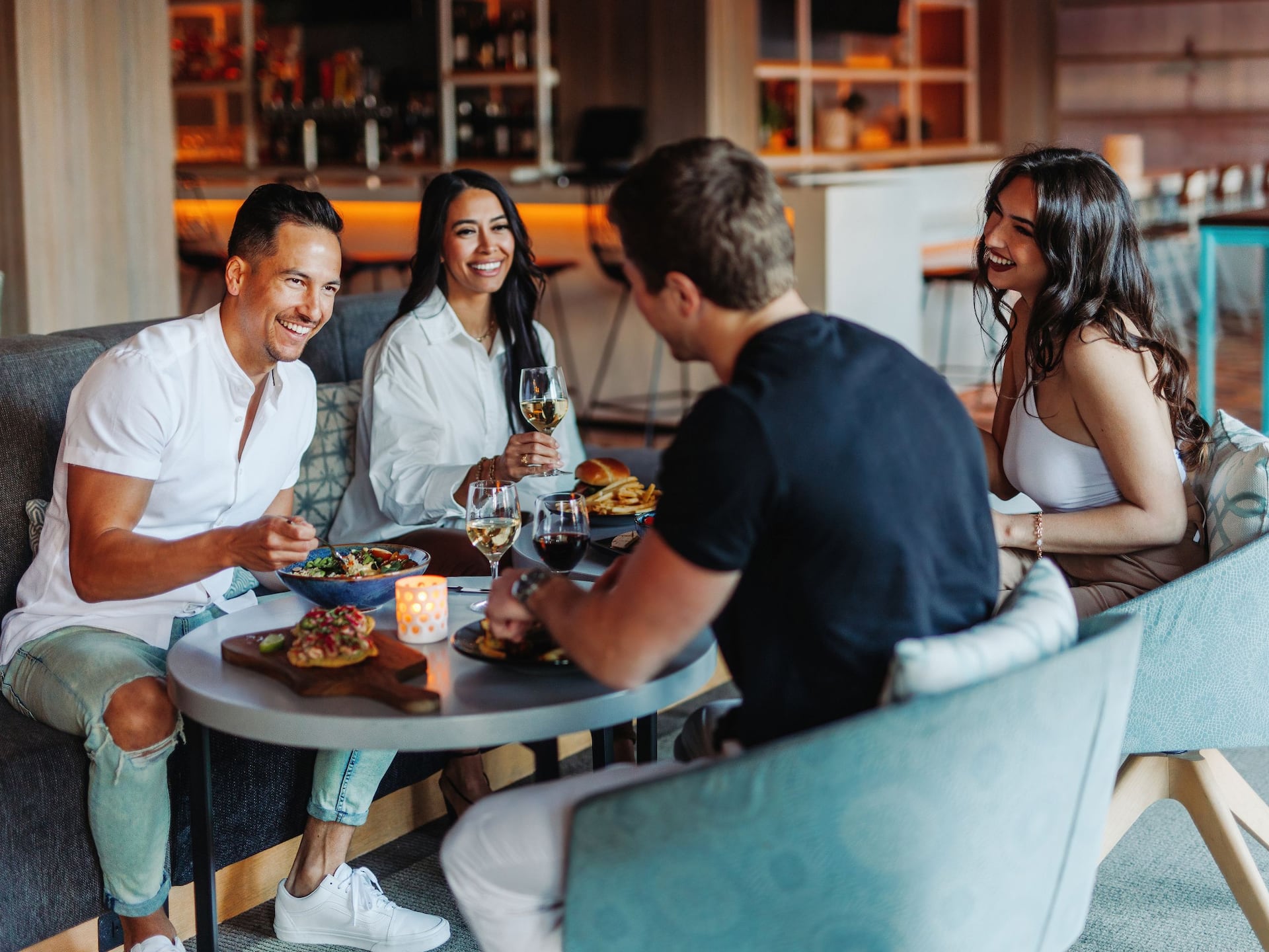 Hyatt Regency La Jolla at Aventine Drift Restaurant People Eating Food Wine