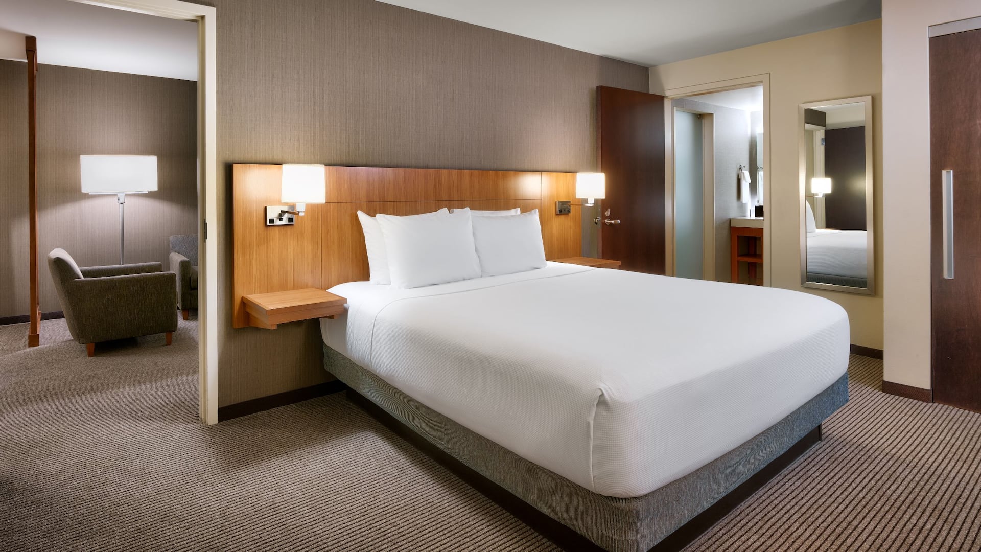 Hyatt Place Boise/Downtown King Suite Bedroom