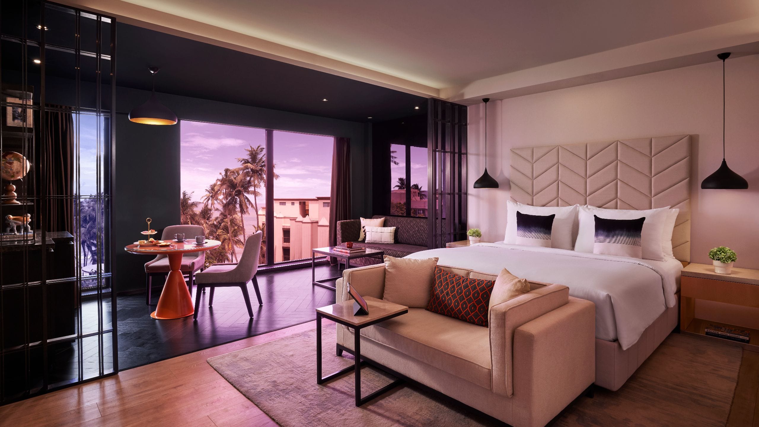 1 de 3 Hyatt Centric Juhu Mumbai Studio Suite Sea View