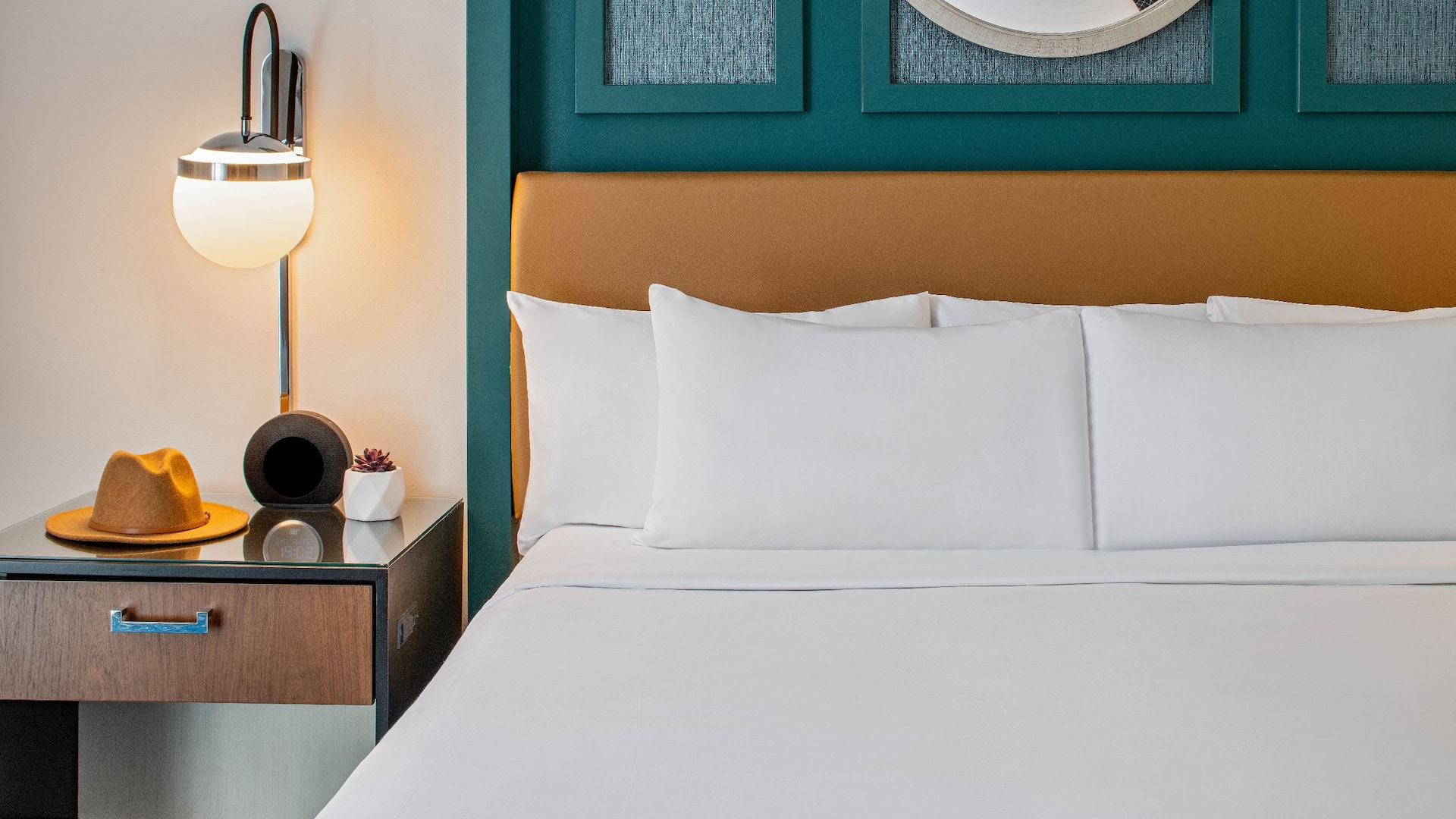 2 of 4 Hyatt Centric French Quarter New Orleans One King Nightstand Details