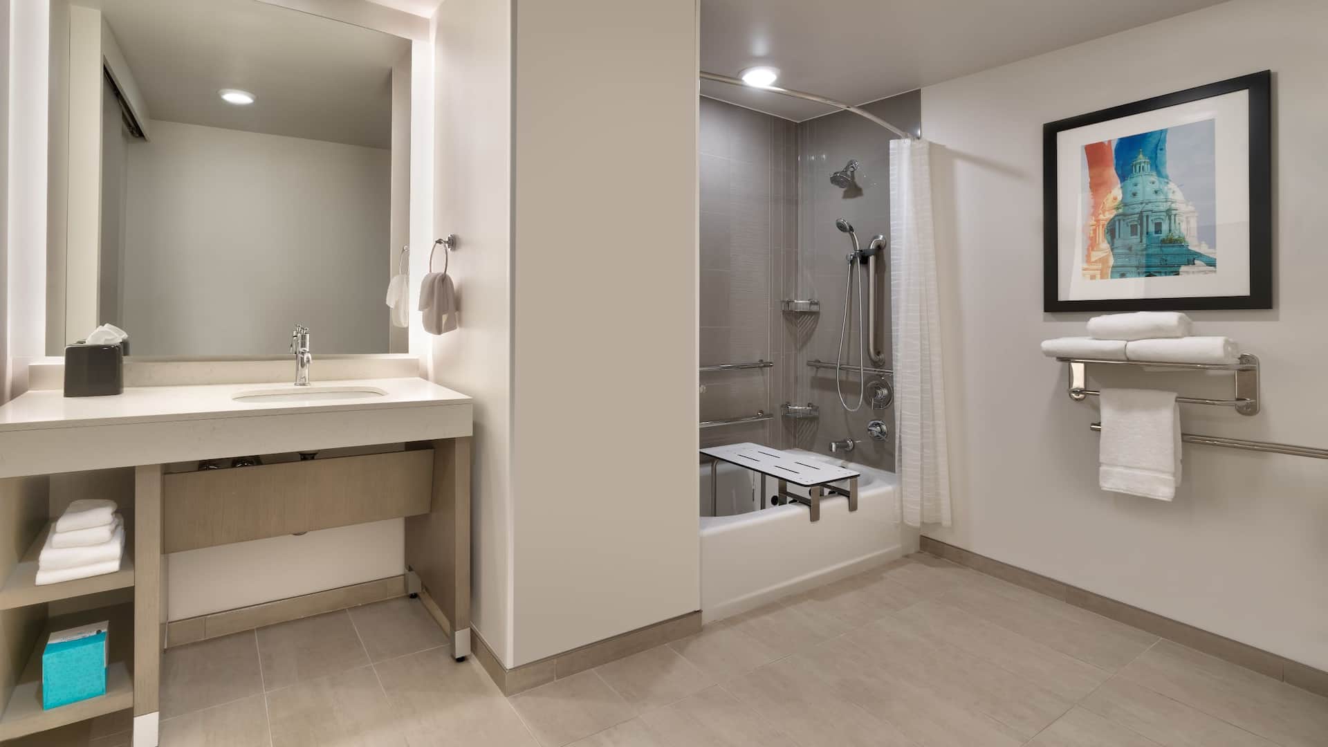 5 von 7 Hyatt House Rochester / Mayo Clinic Area Ada One Bedroom Bathroom Bathtub