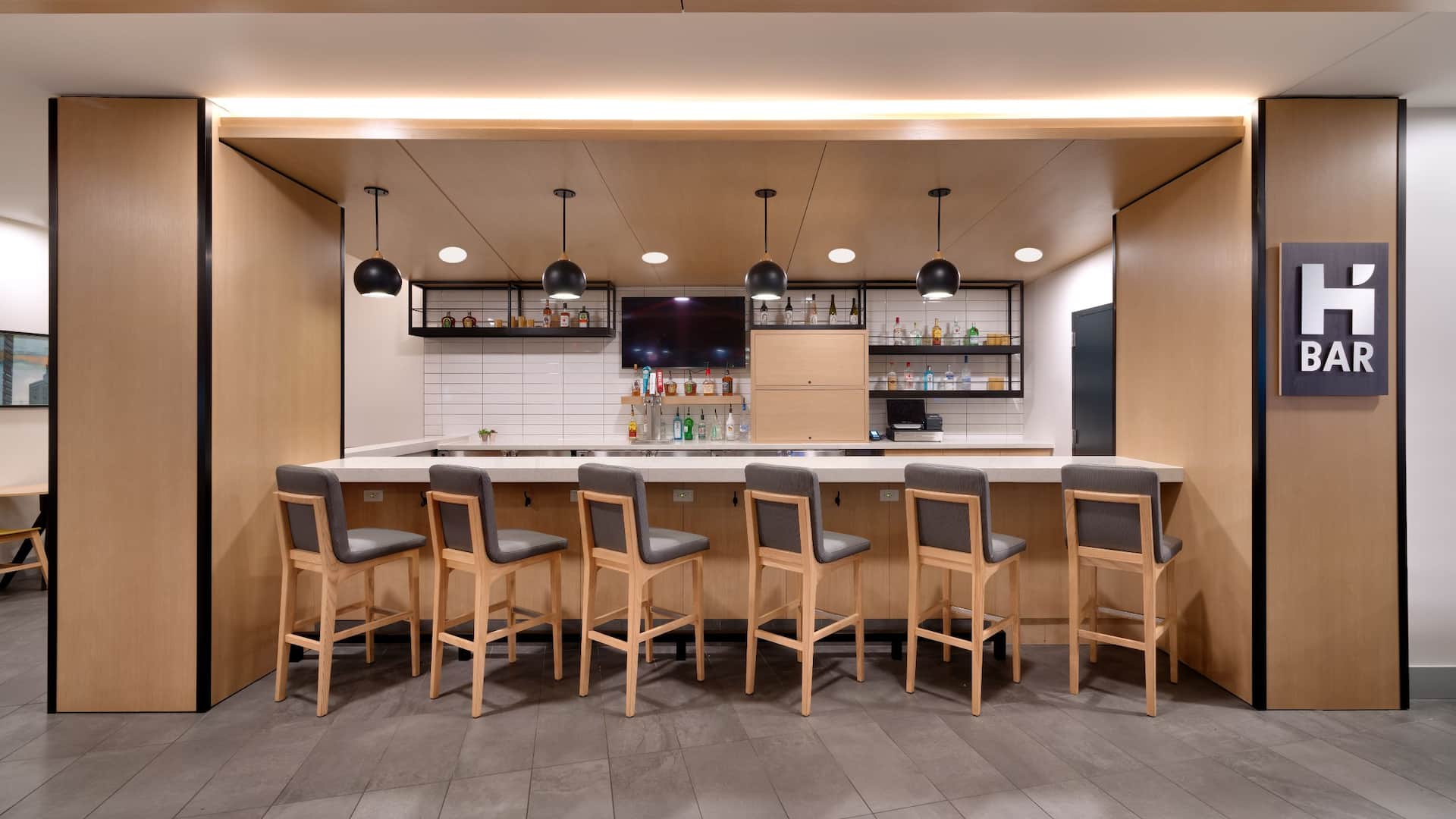 Hyatt House Rochester / Mayo Clinic Area Lobby H Bar