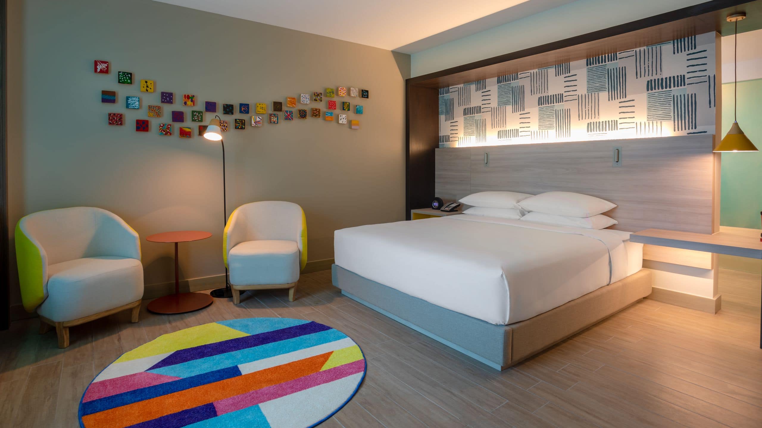 Hyatt Centric San Salvador Deluxe King Guestroom