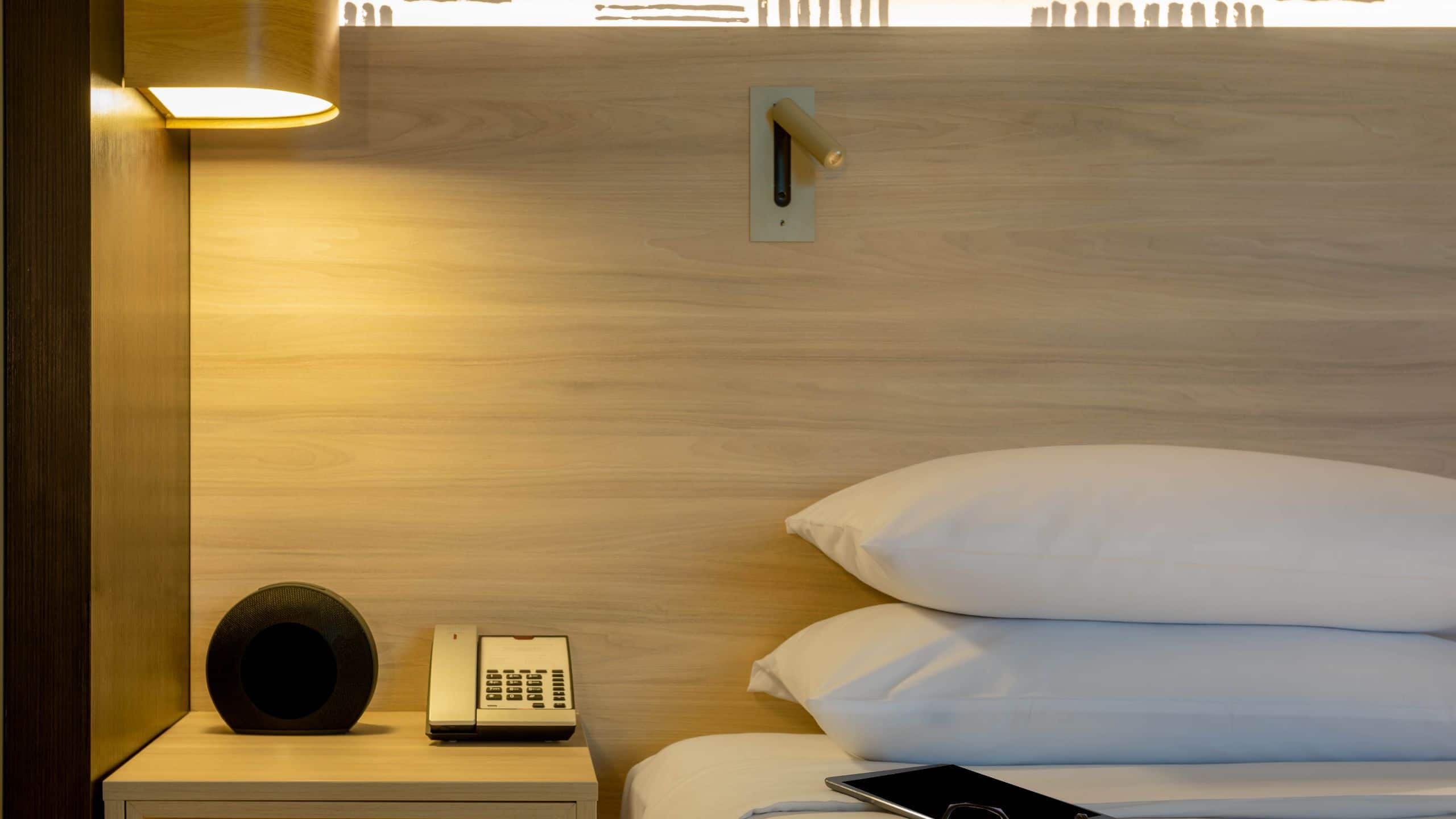 Hyatt Centric San Salvador Standard King Nightstand