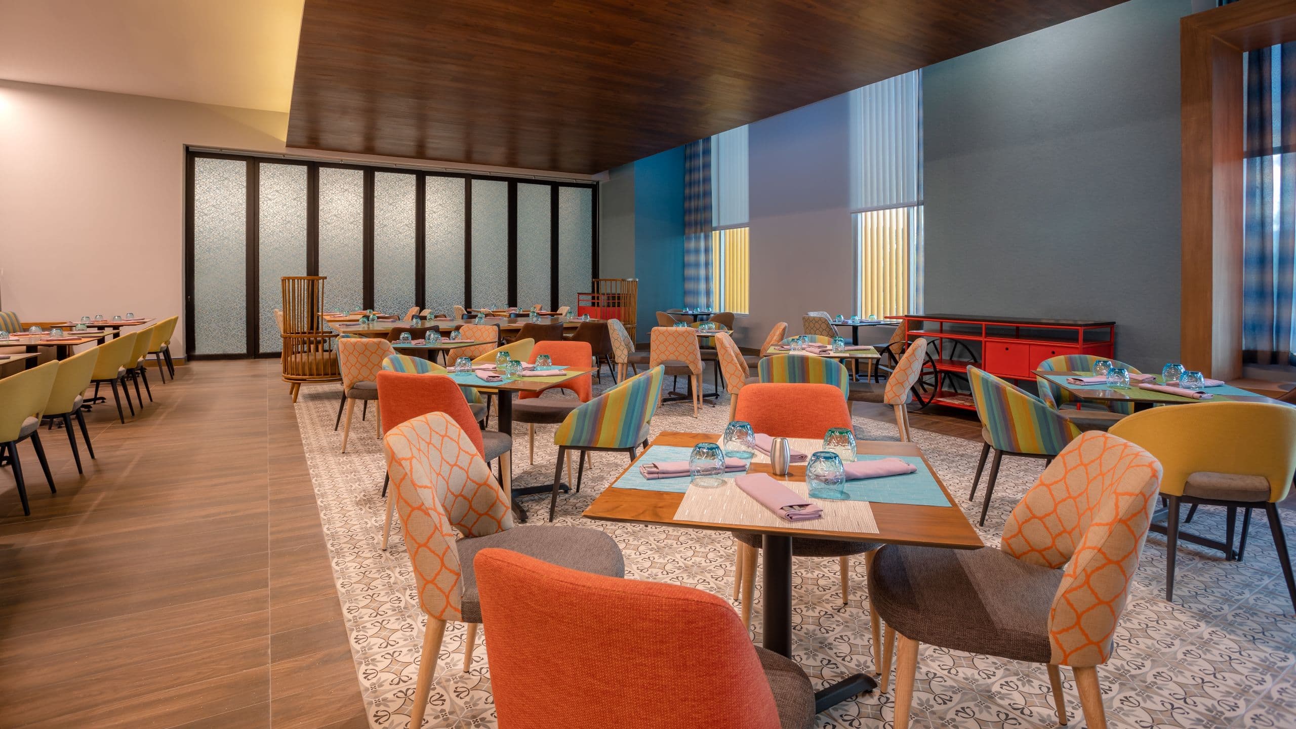 Hyatt Centric San Salvador Restaurant Dining Tables