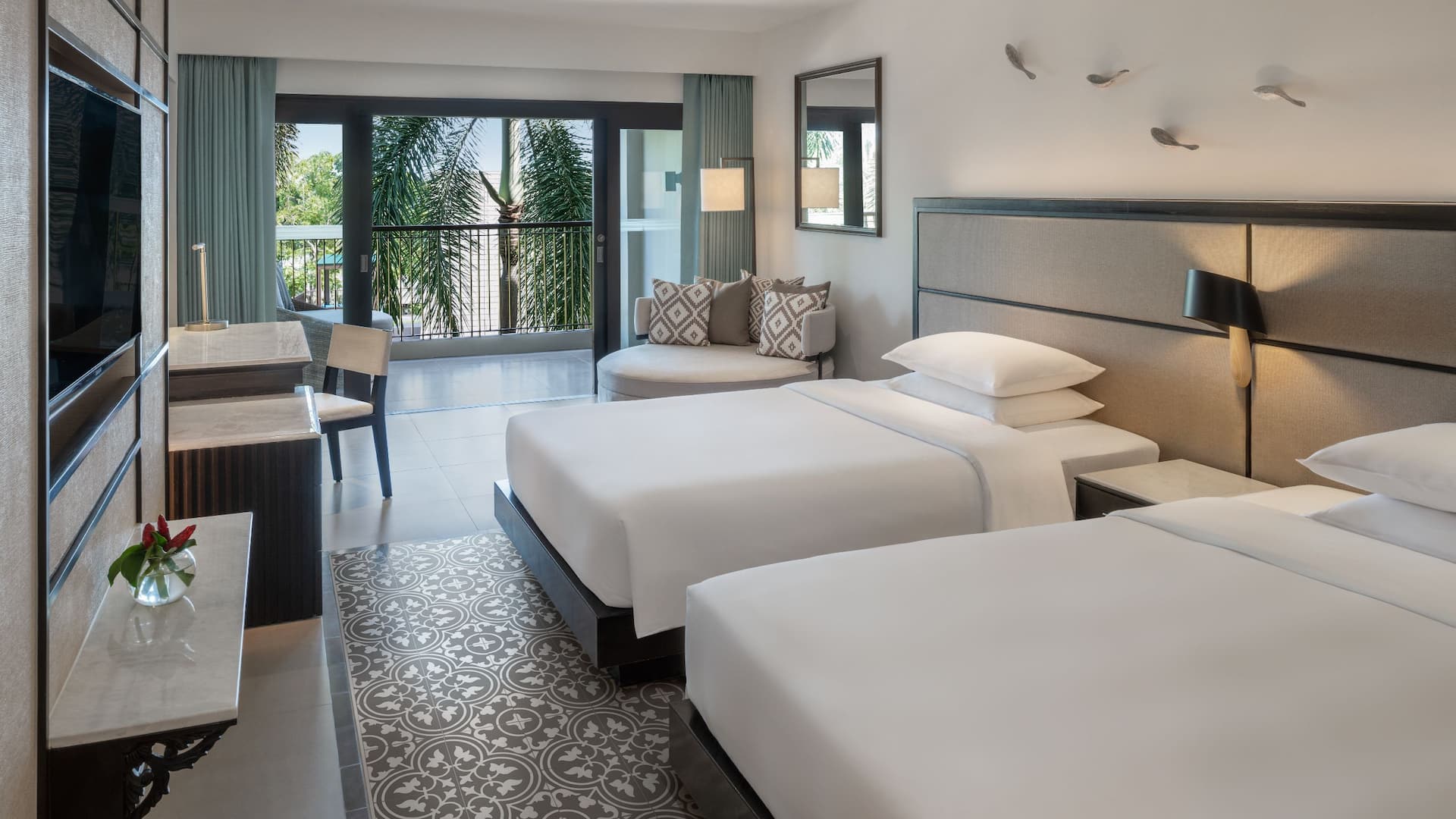 1 จาก 5 Hyatt Regency Phuket Resort Twin Bed Garden View Bedroom