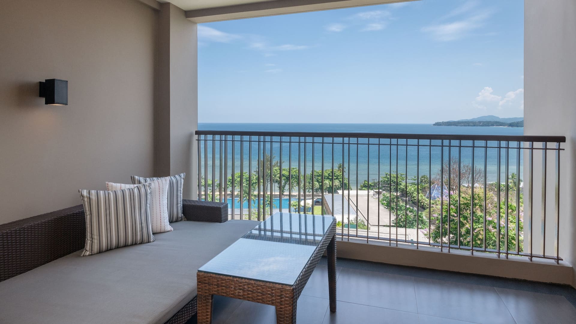 2 จาก 5 Hyatt Regency Phuket Resort Twin Ocean View Terrace With View