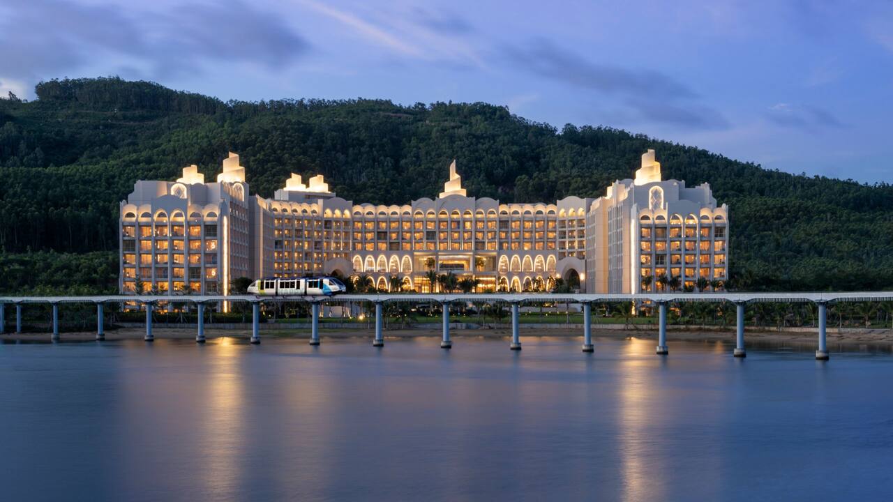 Hyatt Regency Hainan Ocean Paradise Resort Hotel Exterior Night View