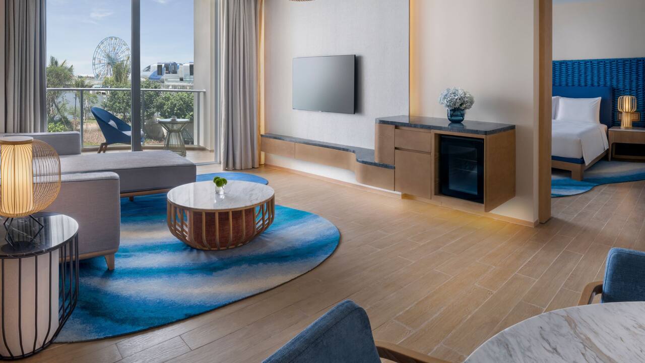 Regency Suite King Living Room