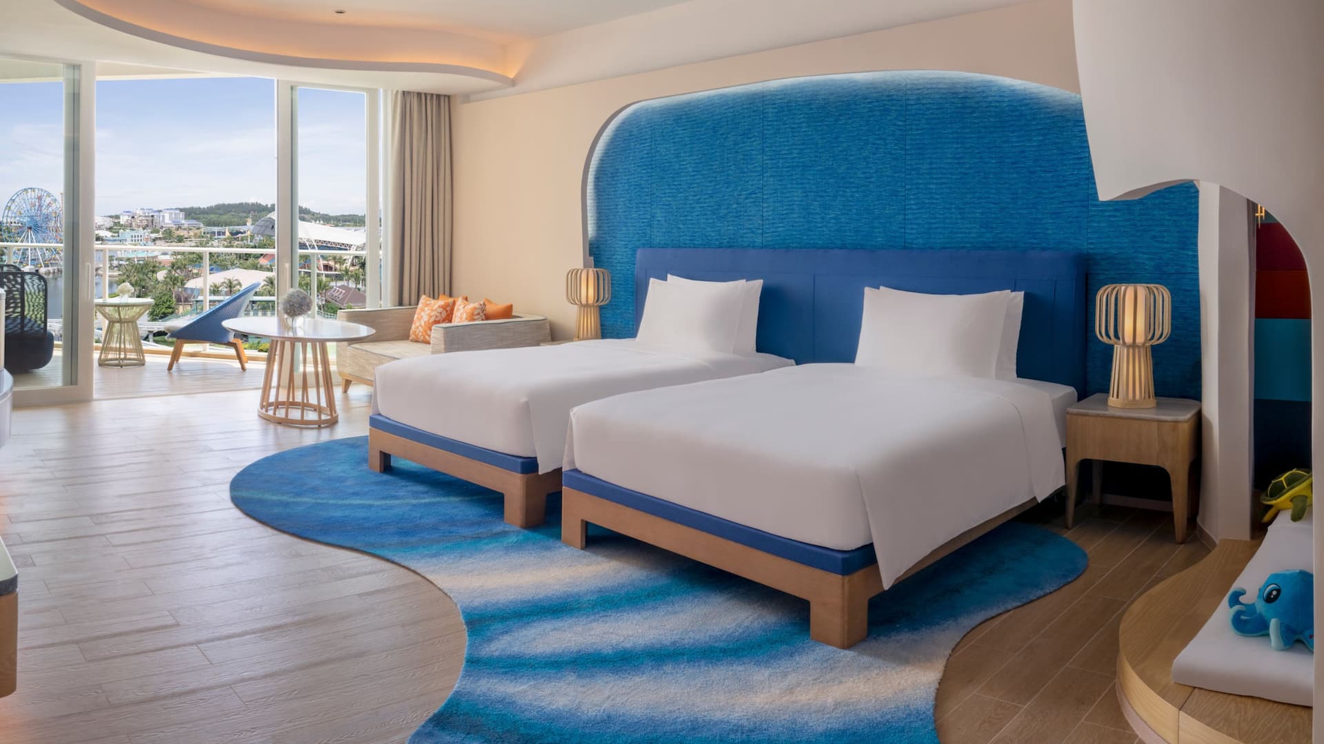 Hyatt Regency Hainan Ocean Paradise Resort Twin Beds Theme Park View